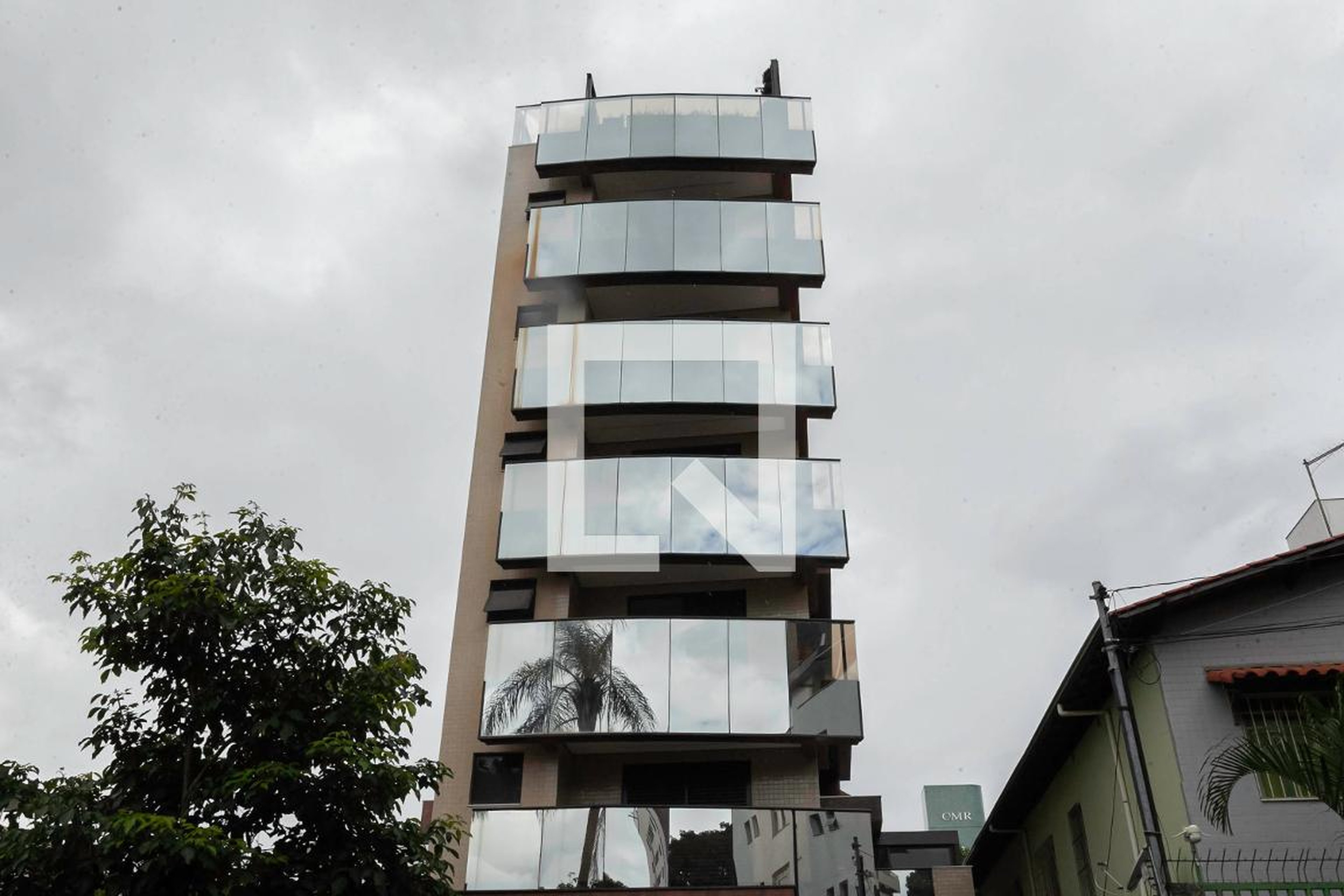 Fachada Condomínio Isaac Newton