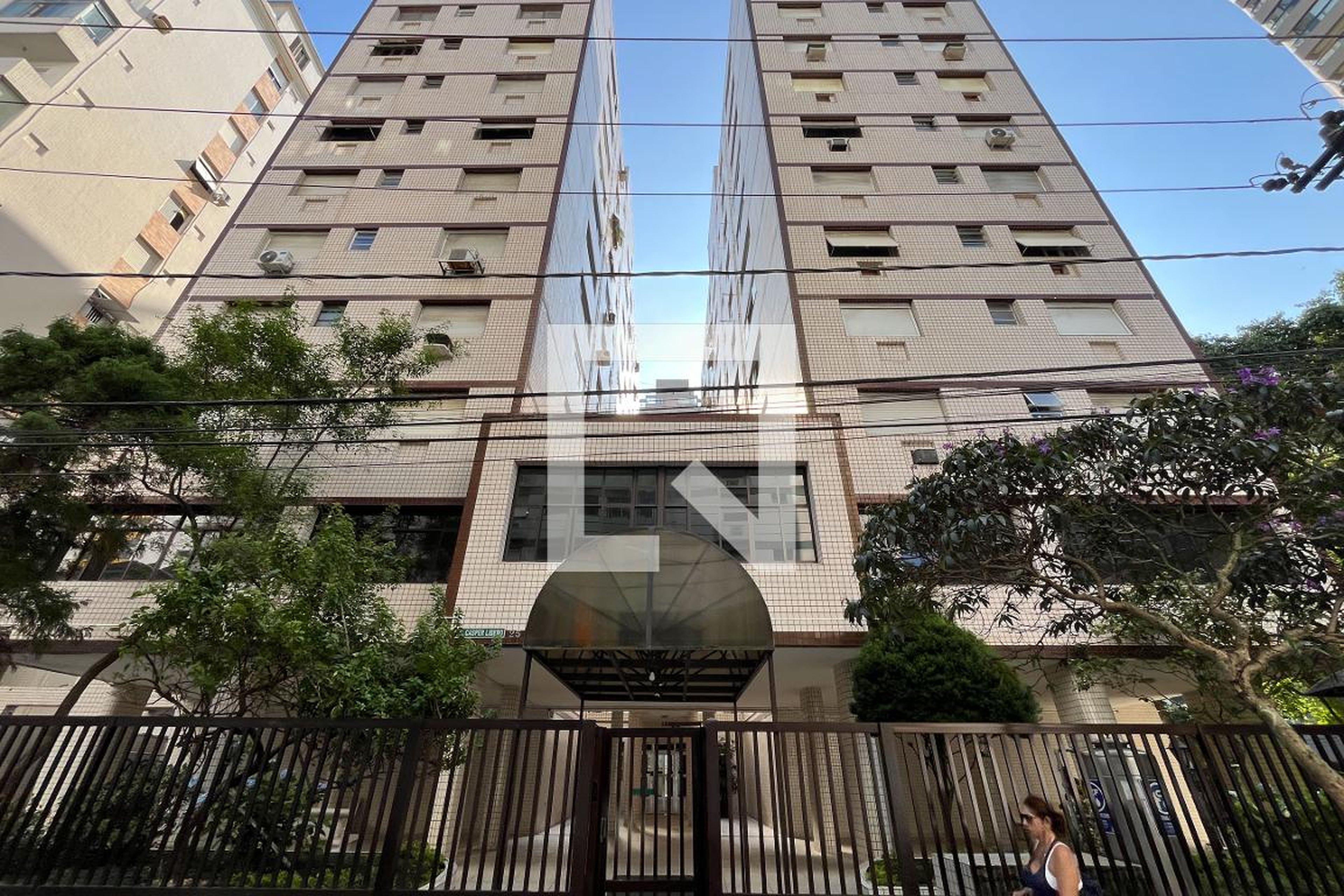 Fachada Condomínio Casper Libero