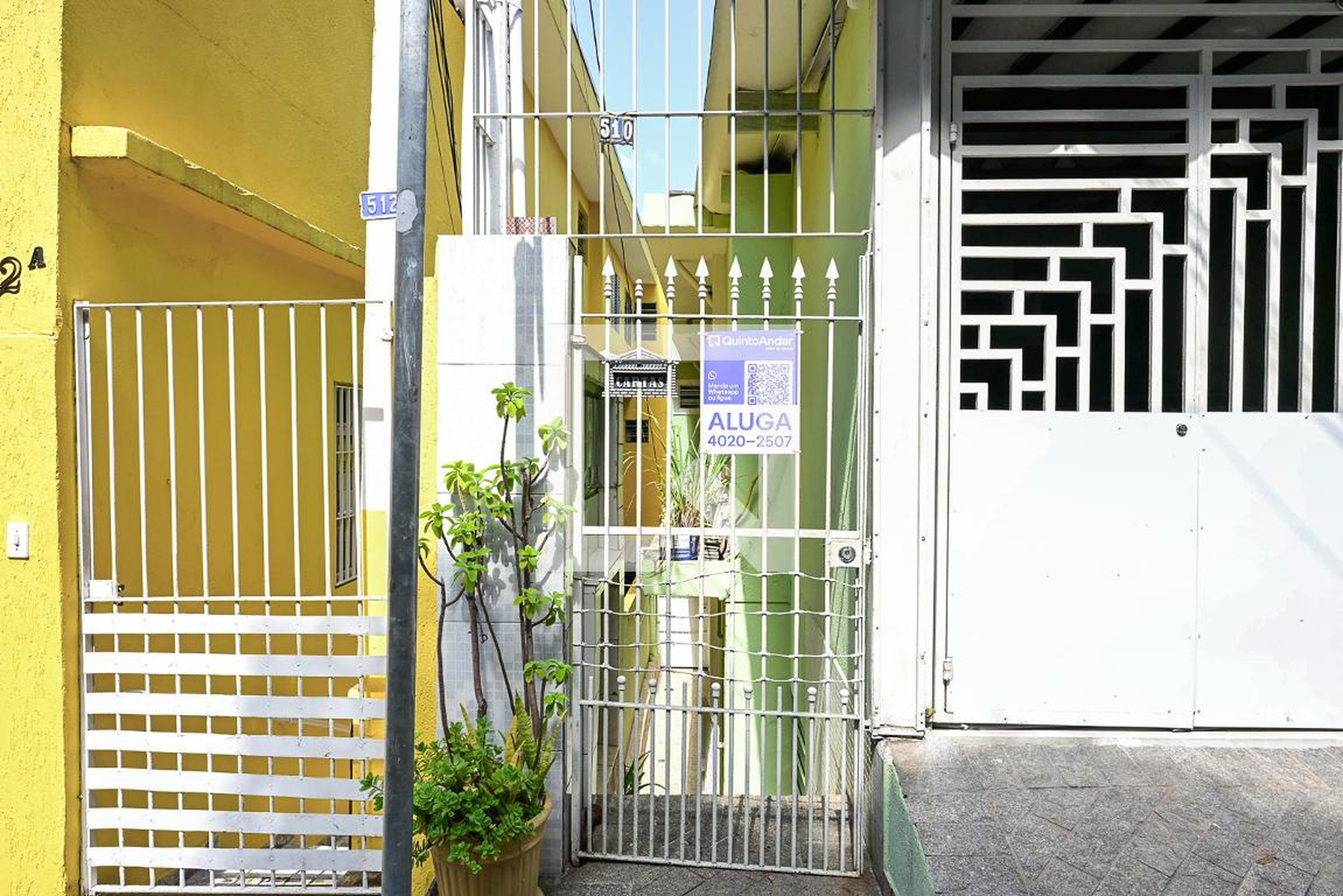 Fachada Condomínio em Rua Osiris Magalhães de Almeida, 510