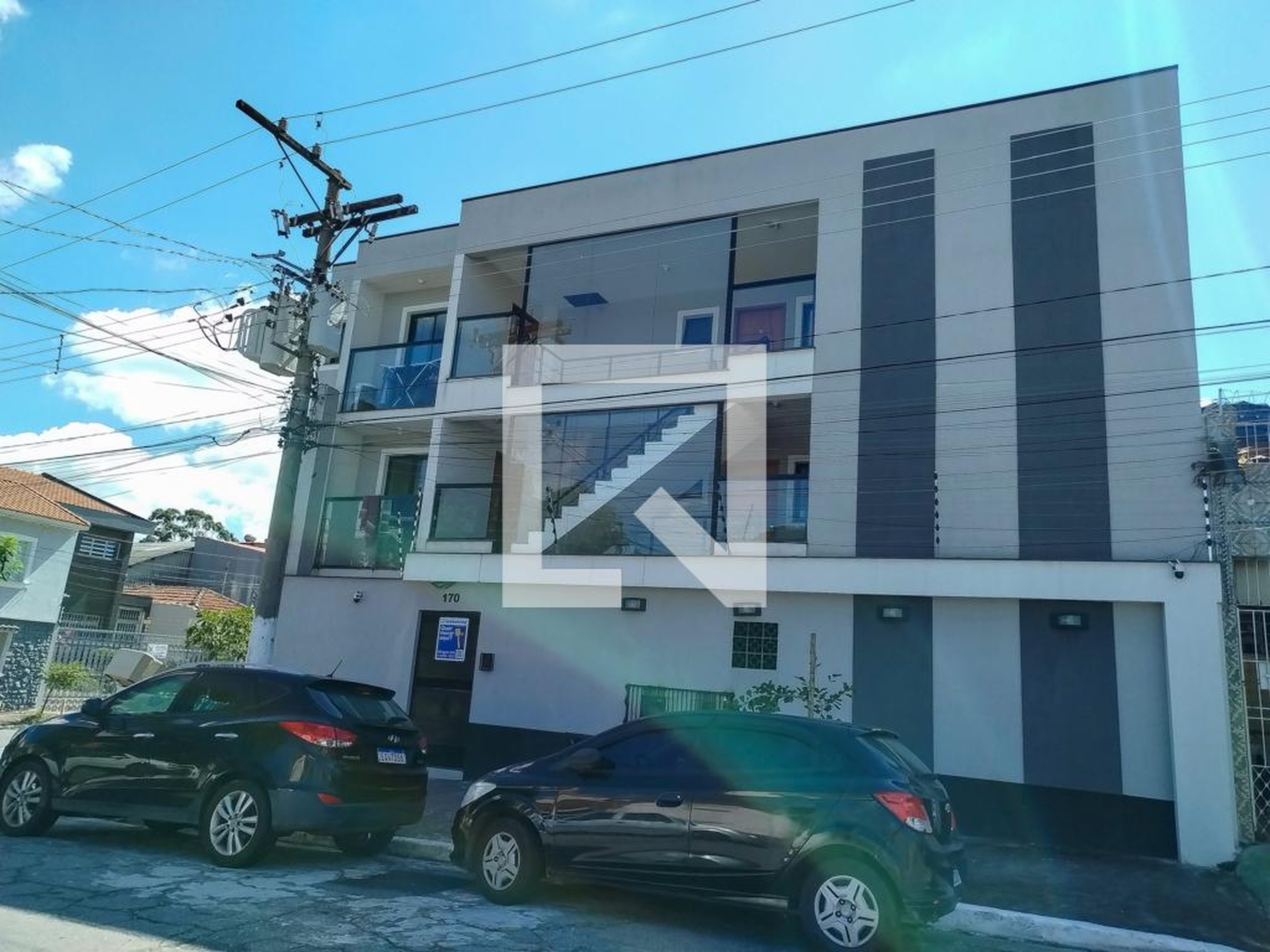 Fachada Condomínio em Rua Francisco Melchiori, 170