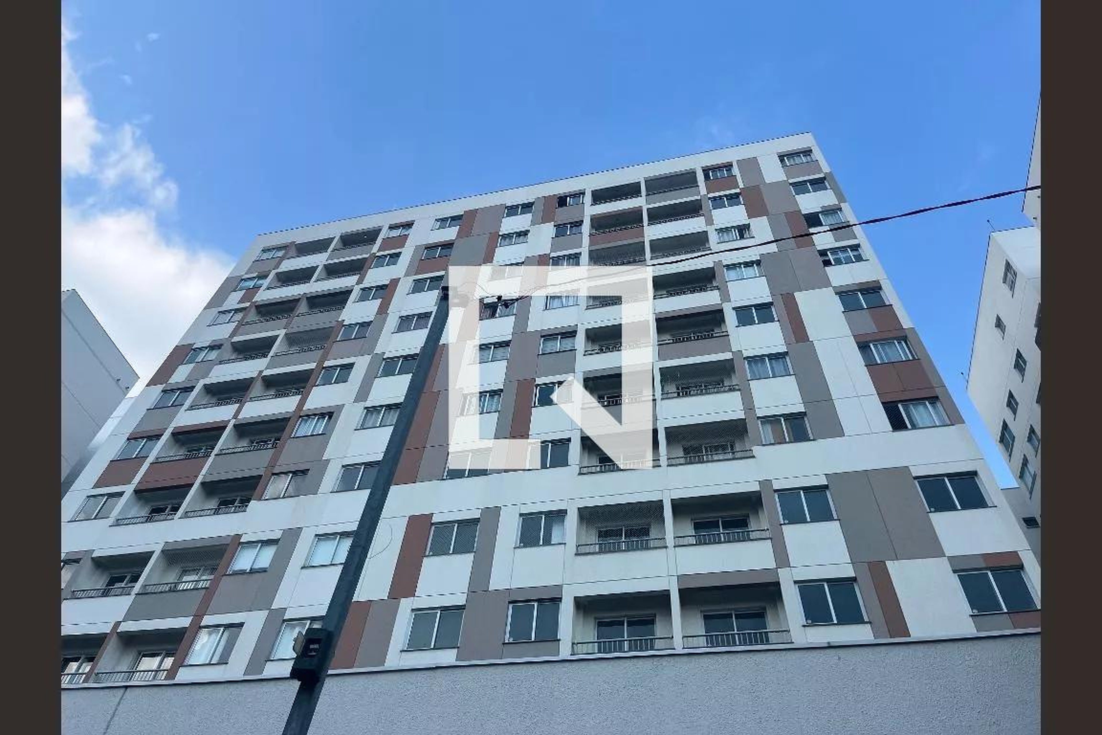 Fachada Condomínio em Avenida Doutor Abraão Ribeiro, 50