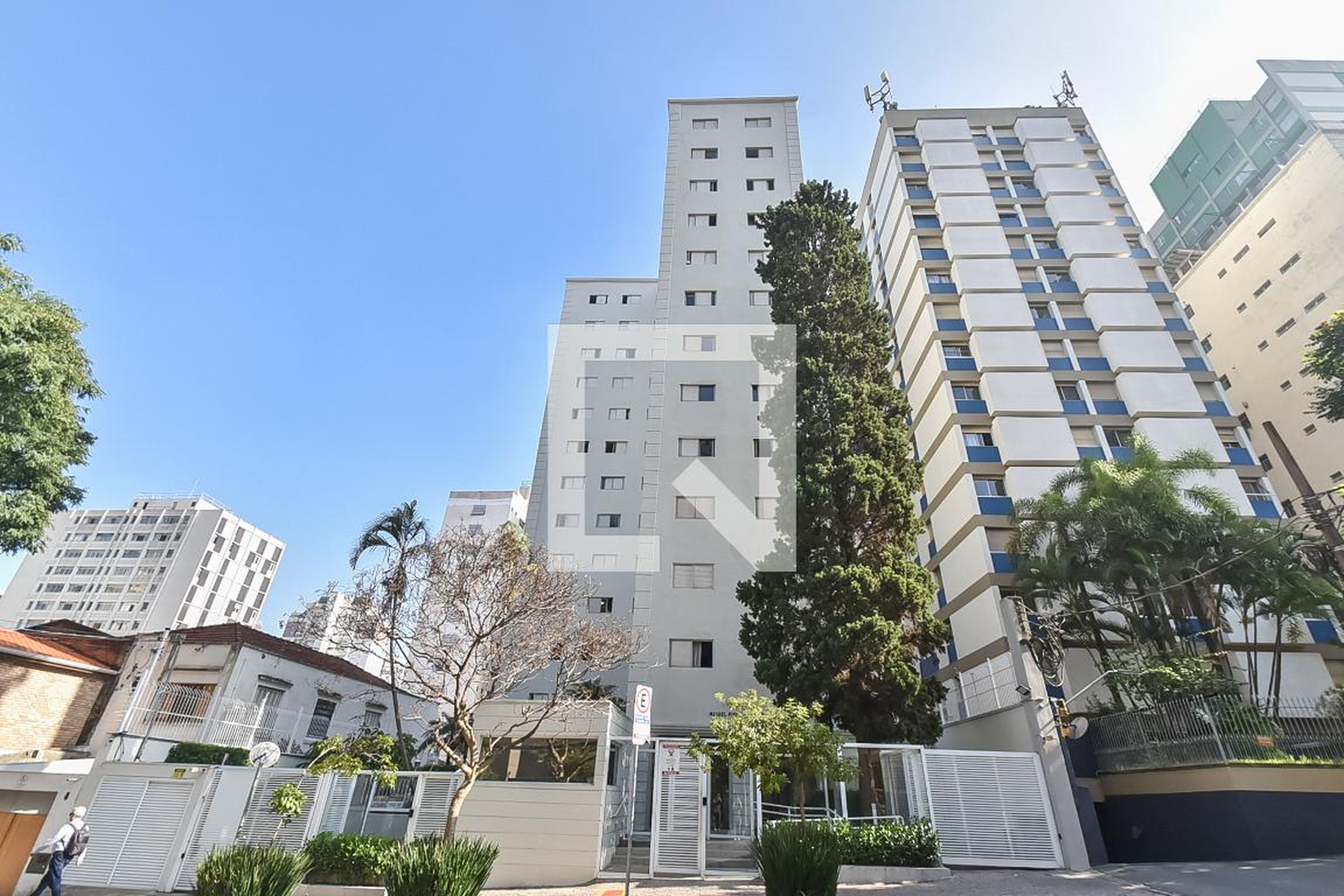 Fachada Condomínio Manuel Pinheiro Ribeiro