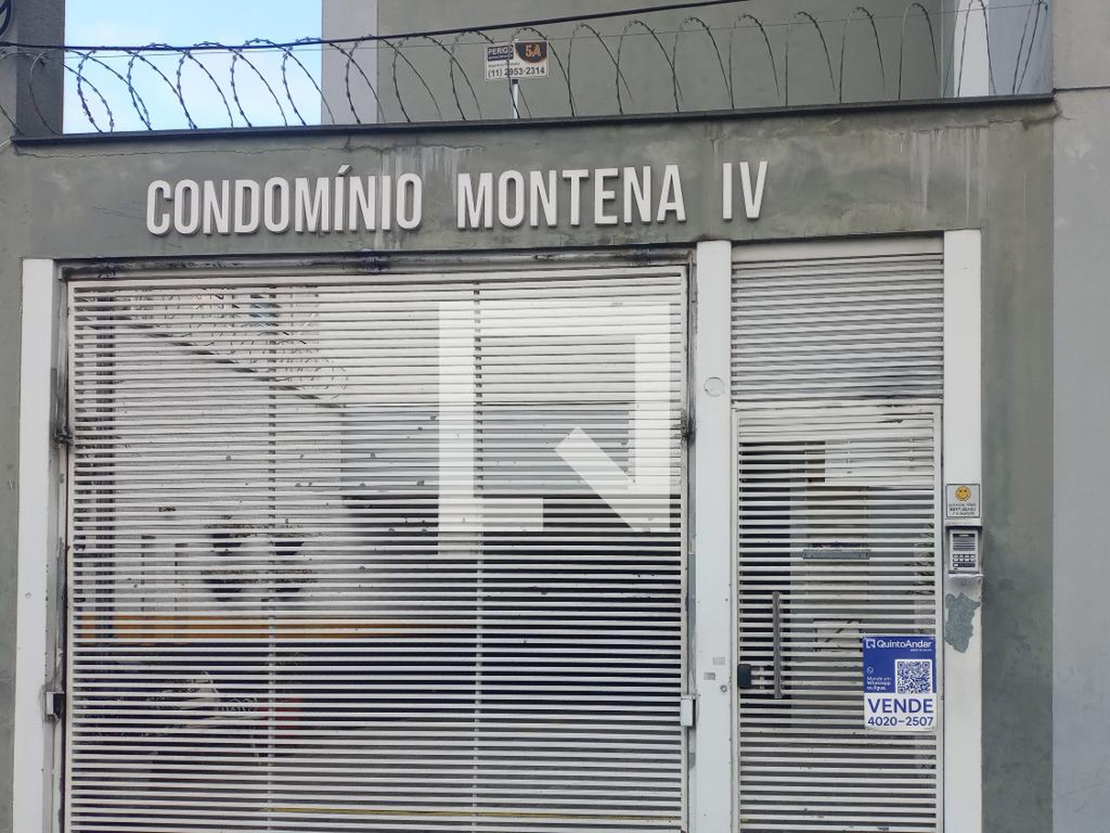 Fachada Condomínio Montena IV