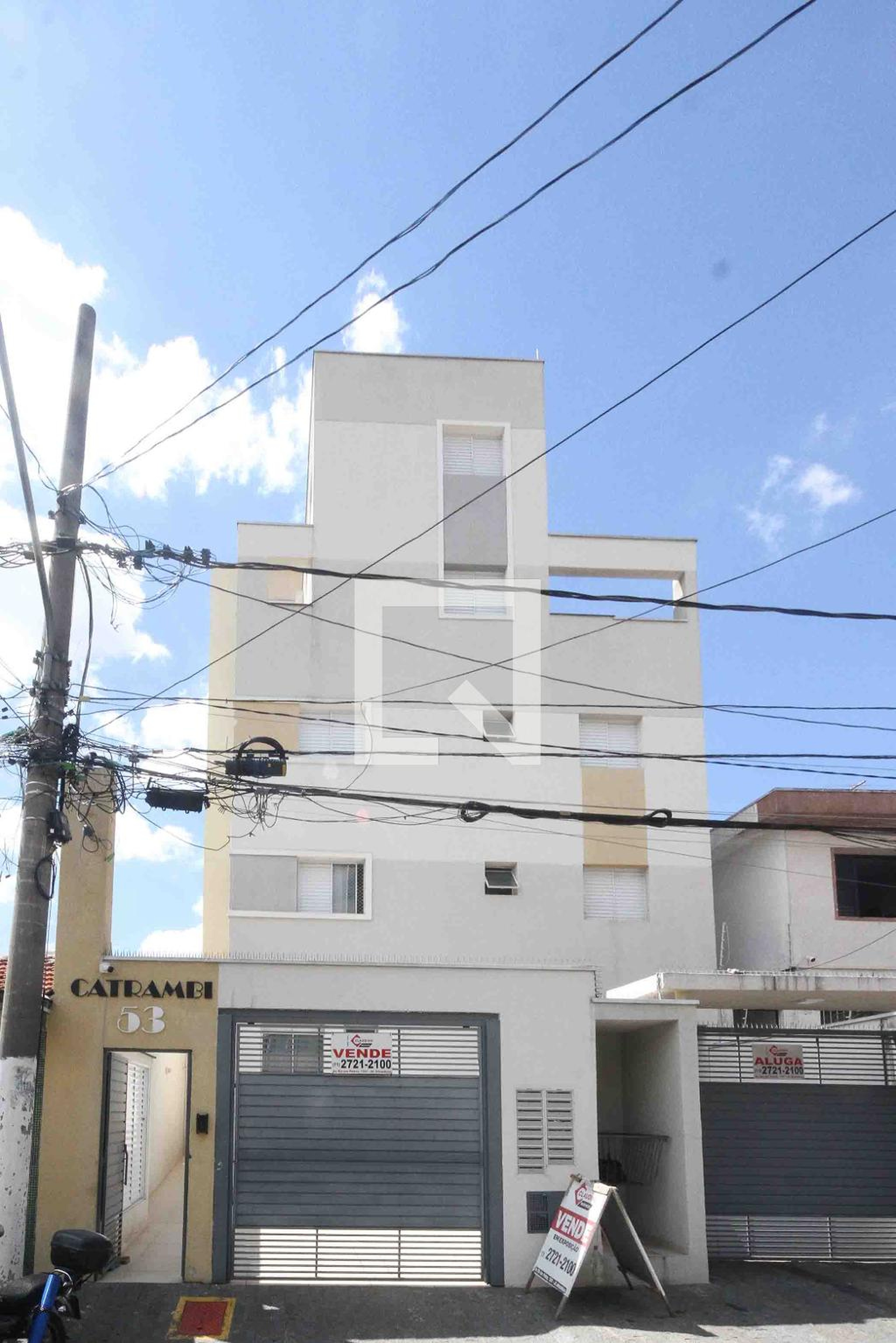 Fachada Residencial Catrambi