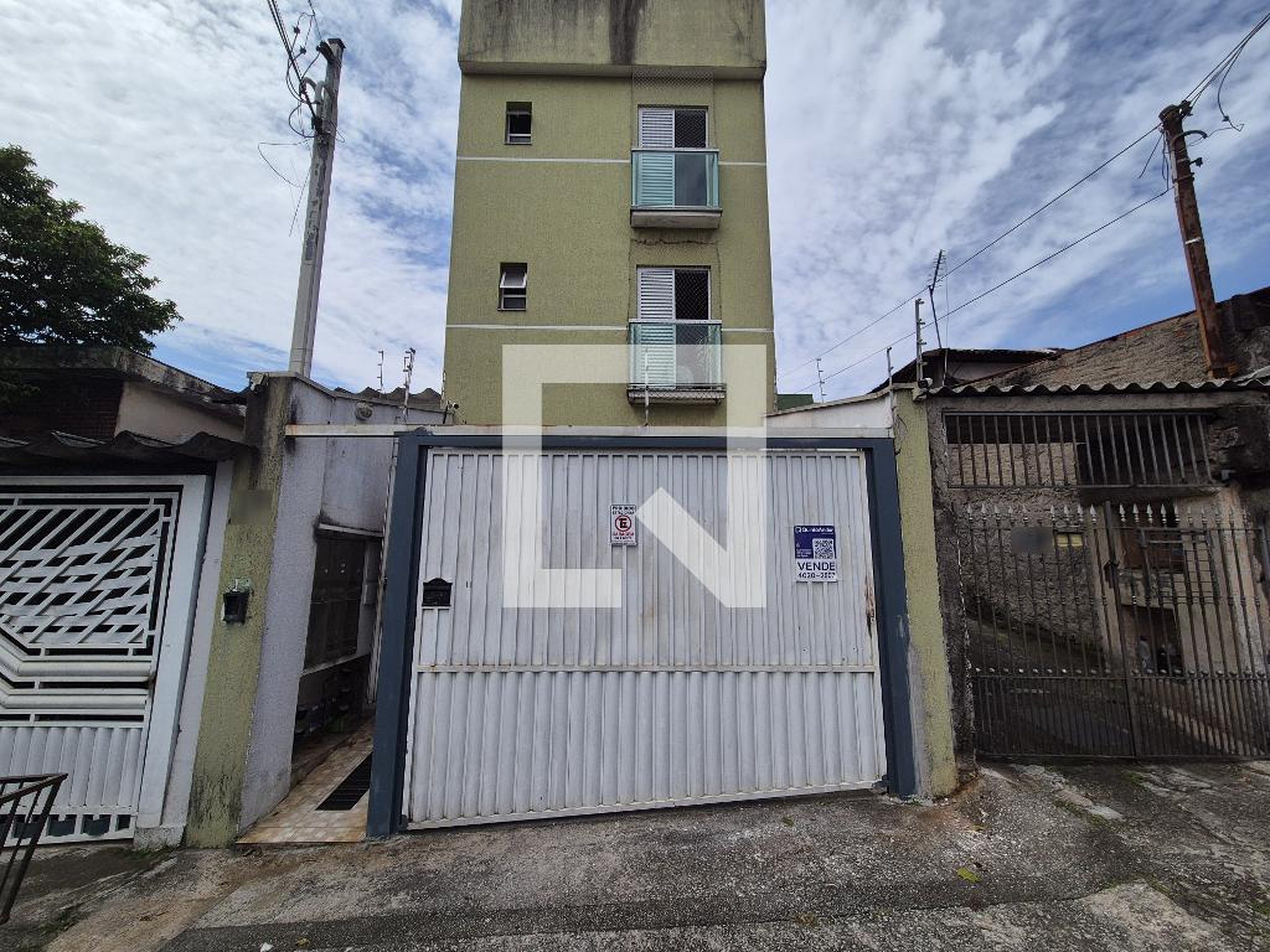 Fachada Condomínio em Rua Francisco Inácio, 1