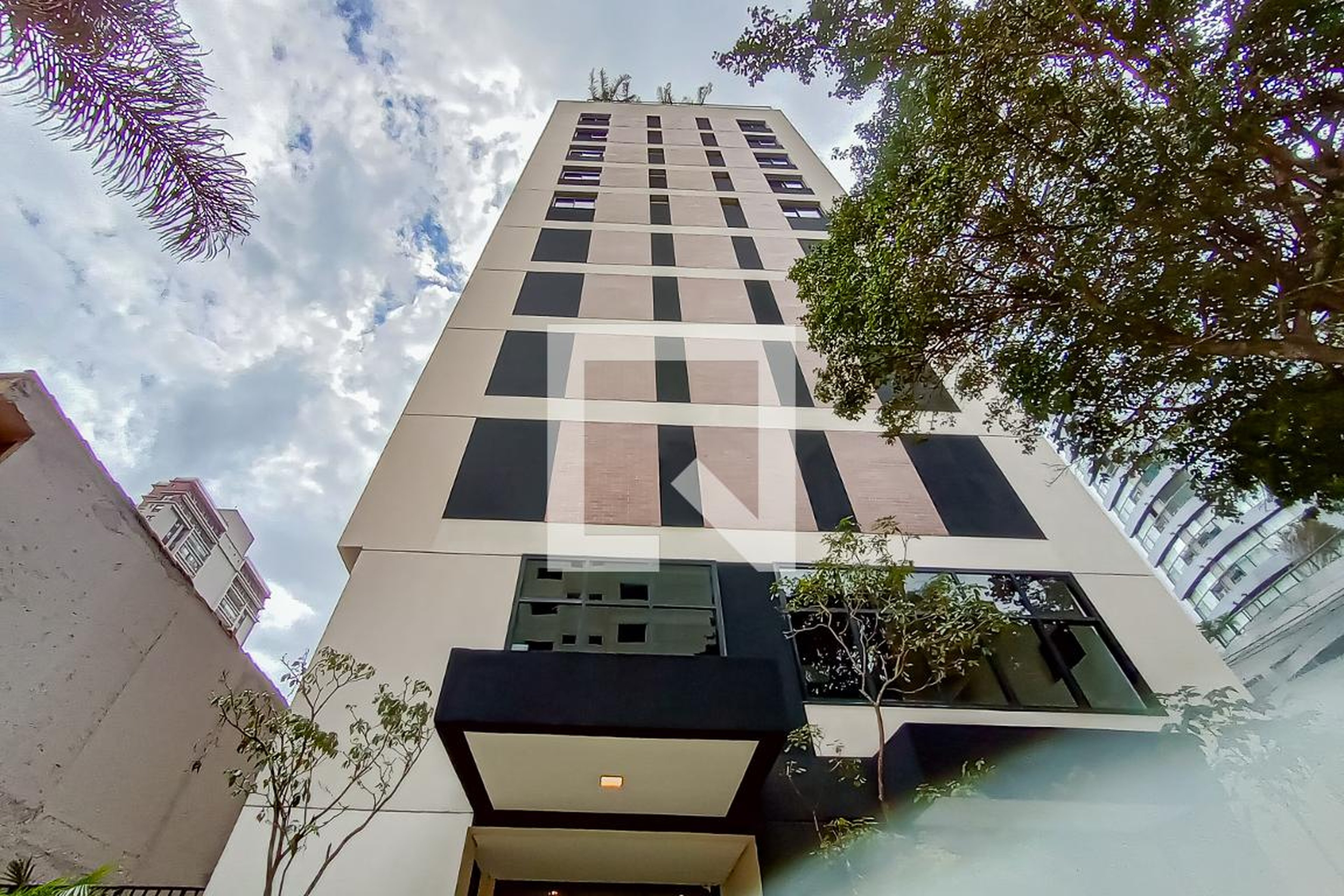 Fachada do Prédio Condomínio Brooklin 90 Living Benx