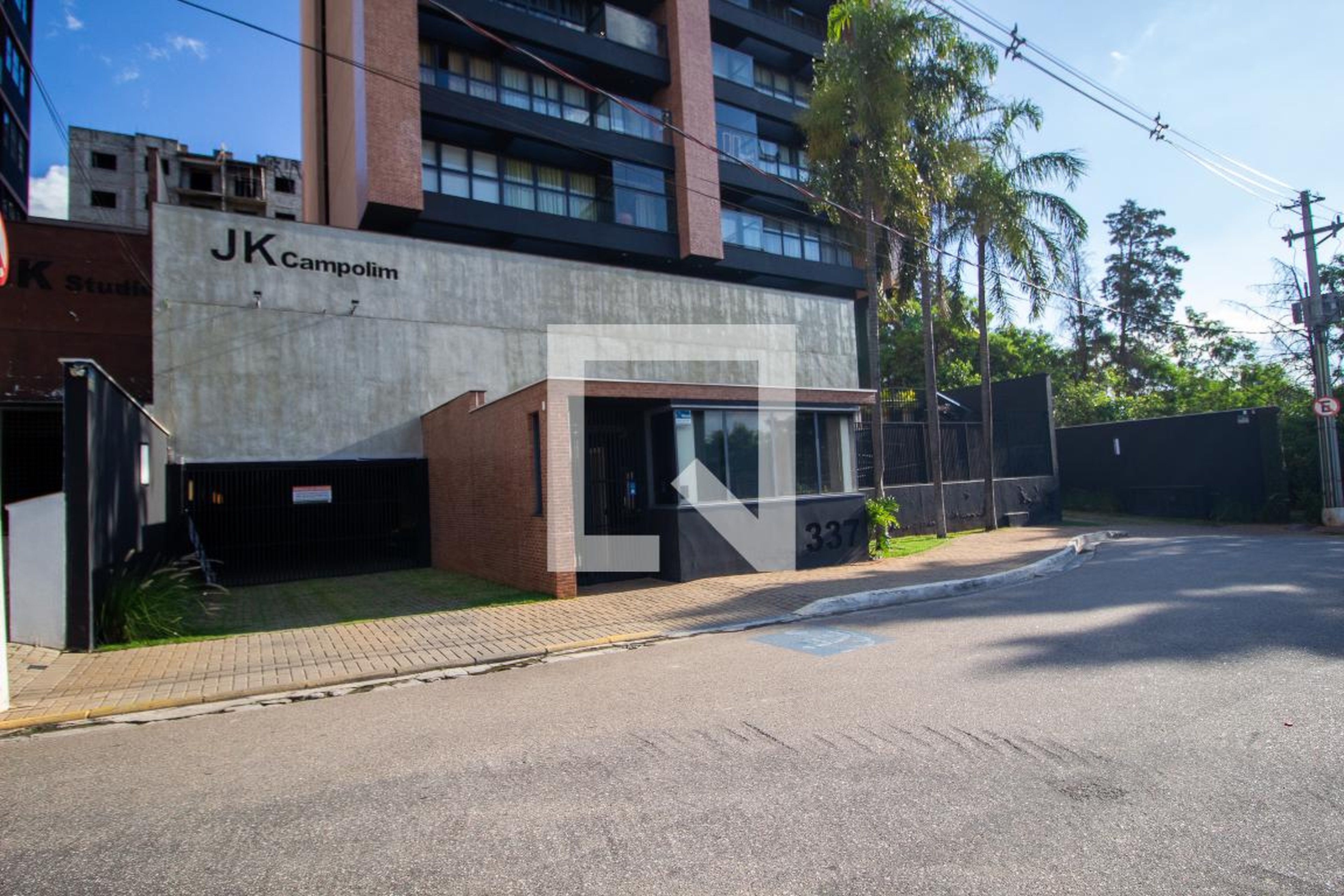 Fachada Condomínio JK Campolim