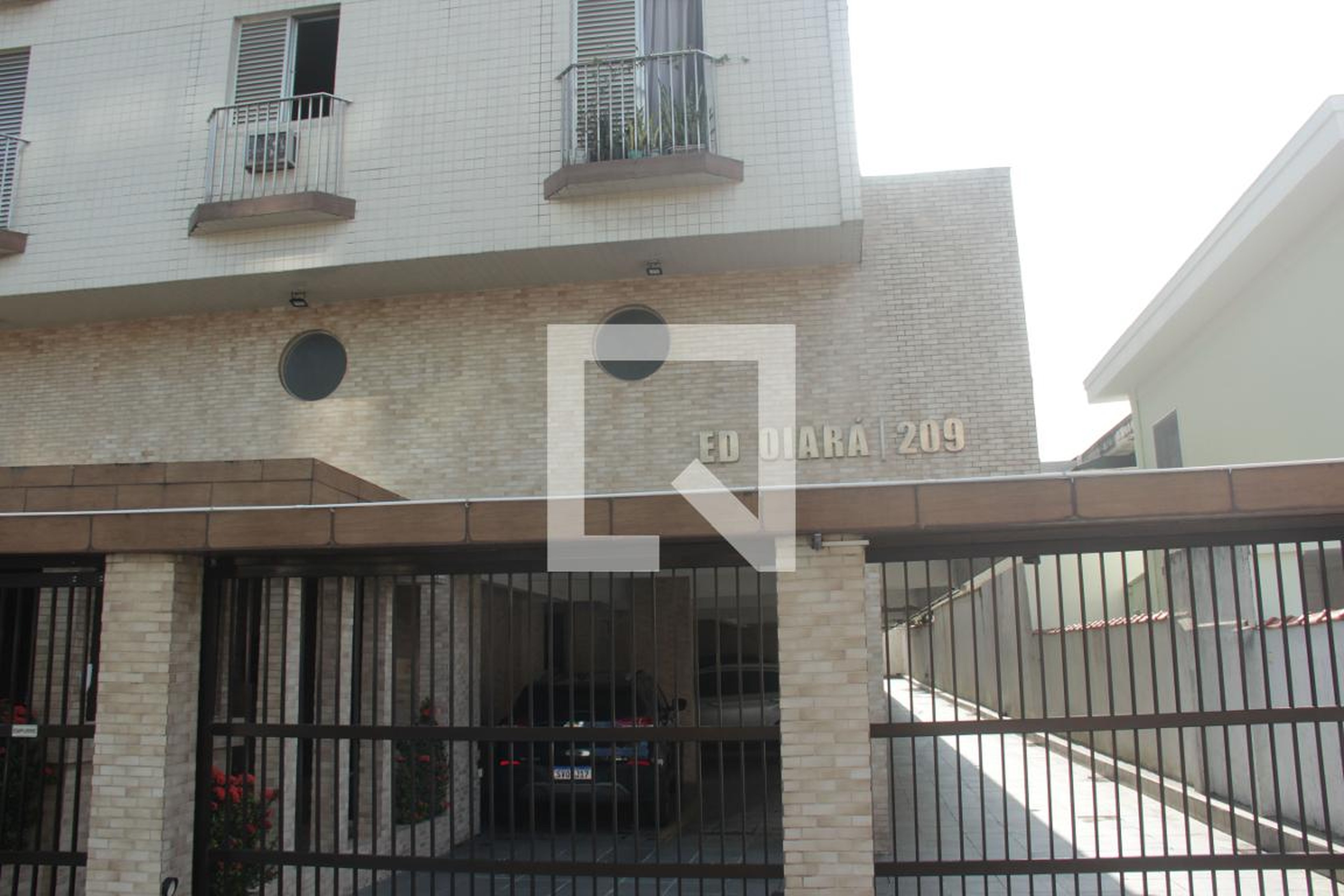 Fachada Condomínio Oiara