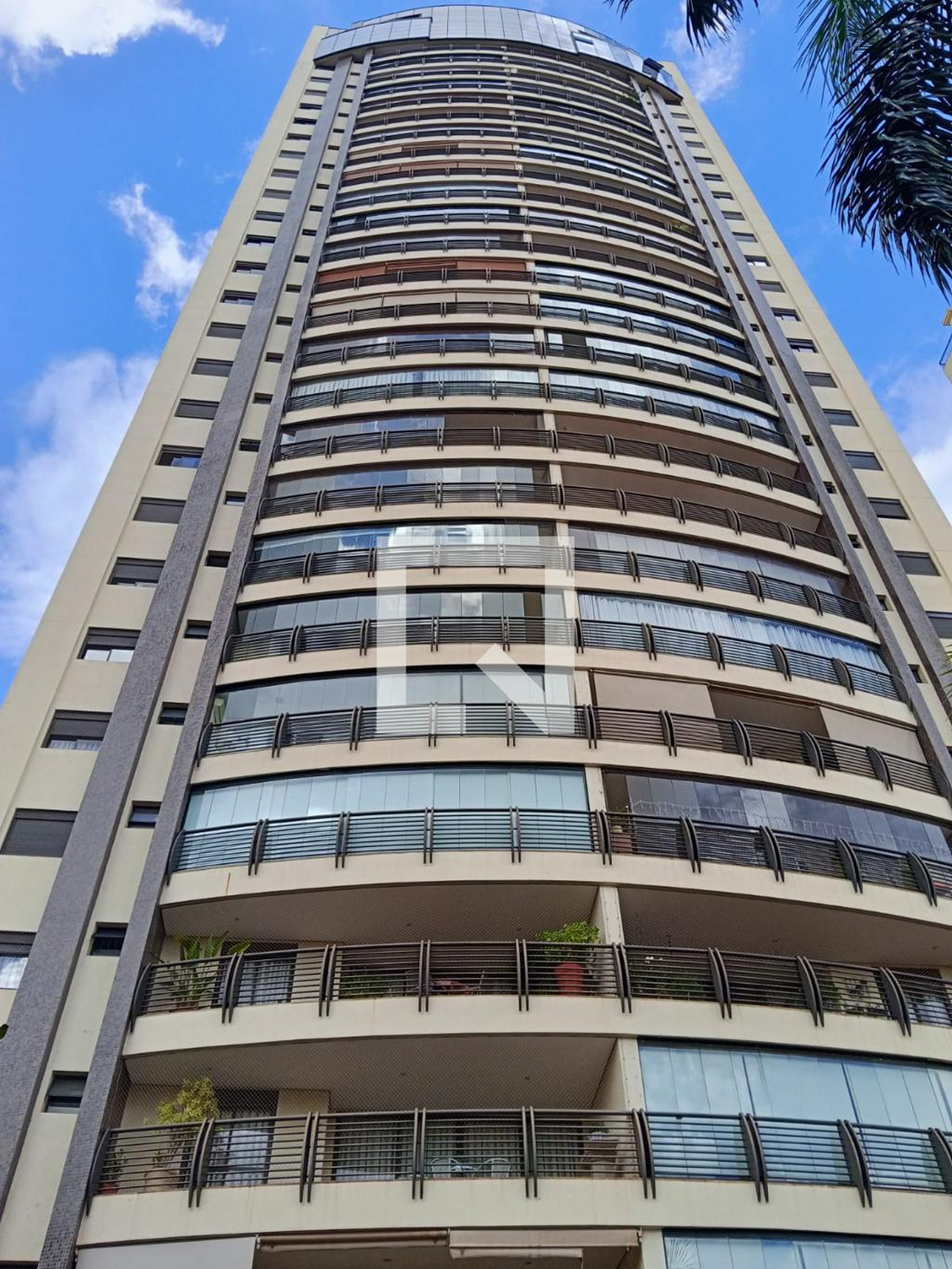 fachada Condomínio British Columbia