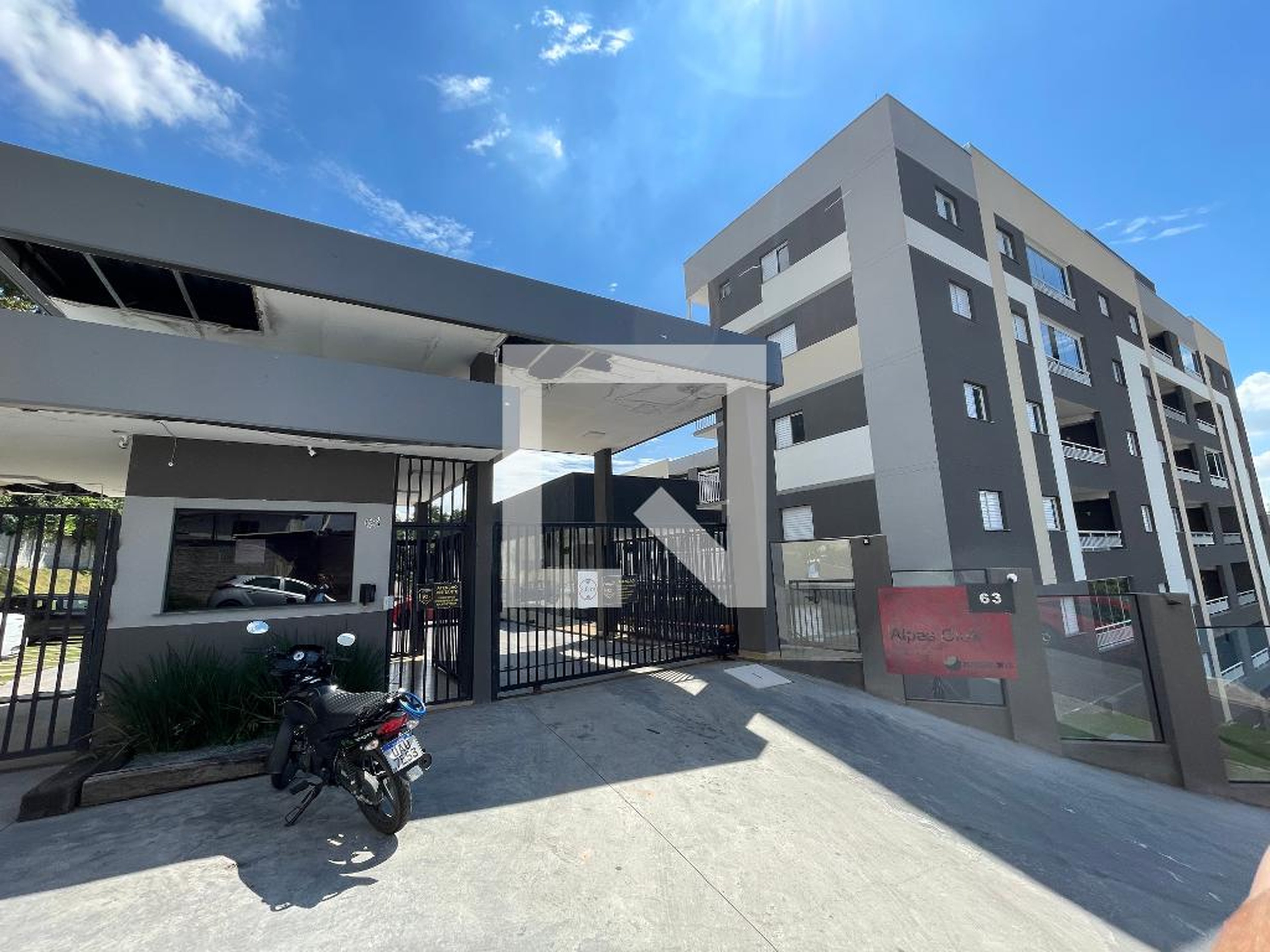 Fachada Condomínio Alpes Club