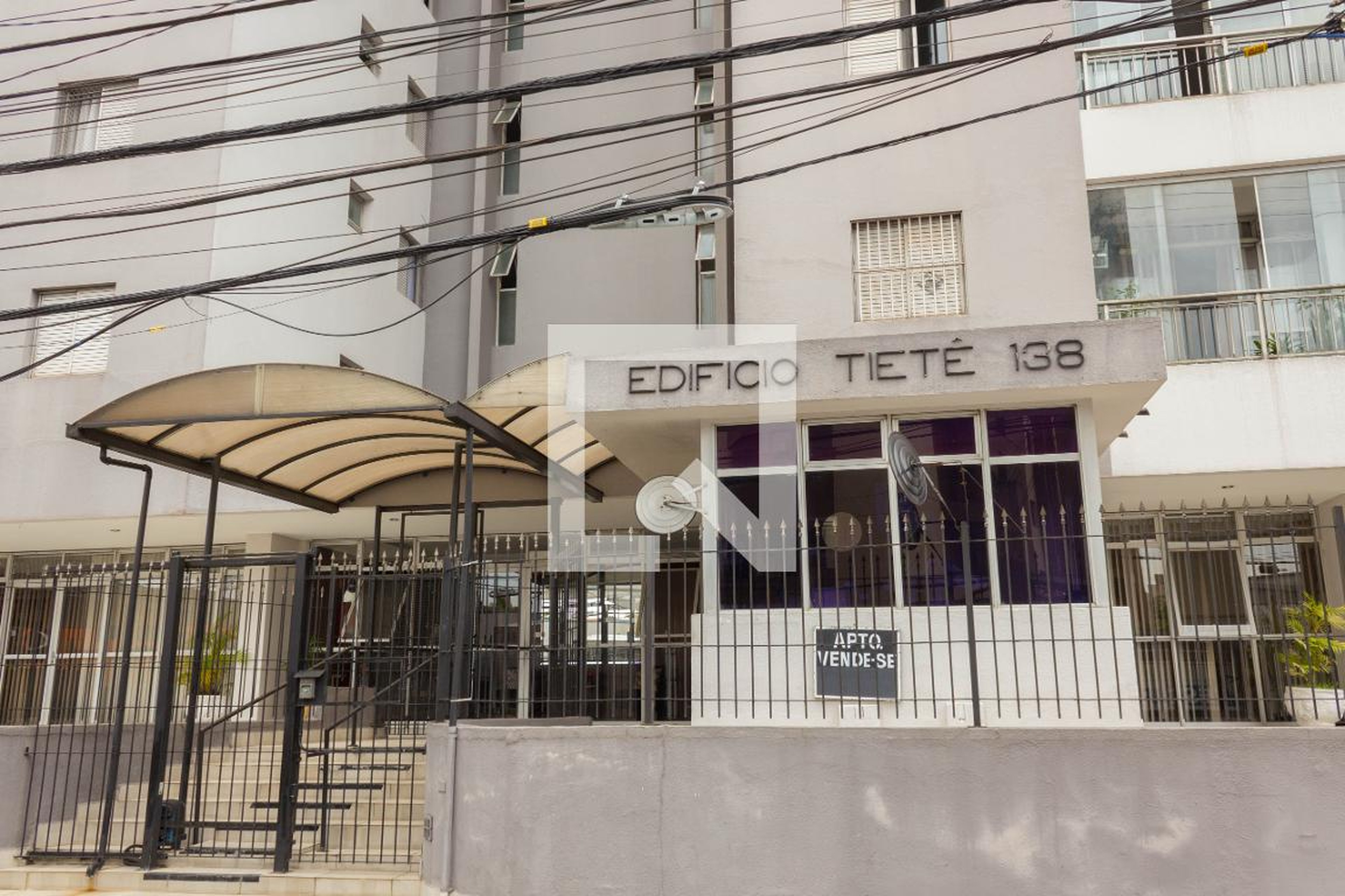 Fachada Condomínio em Rua Joaquim Nabuco, 140