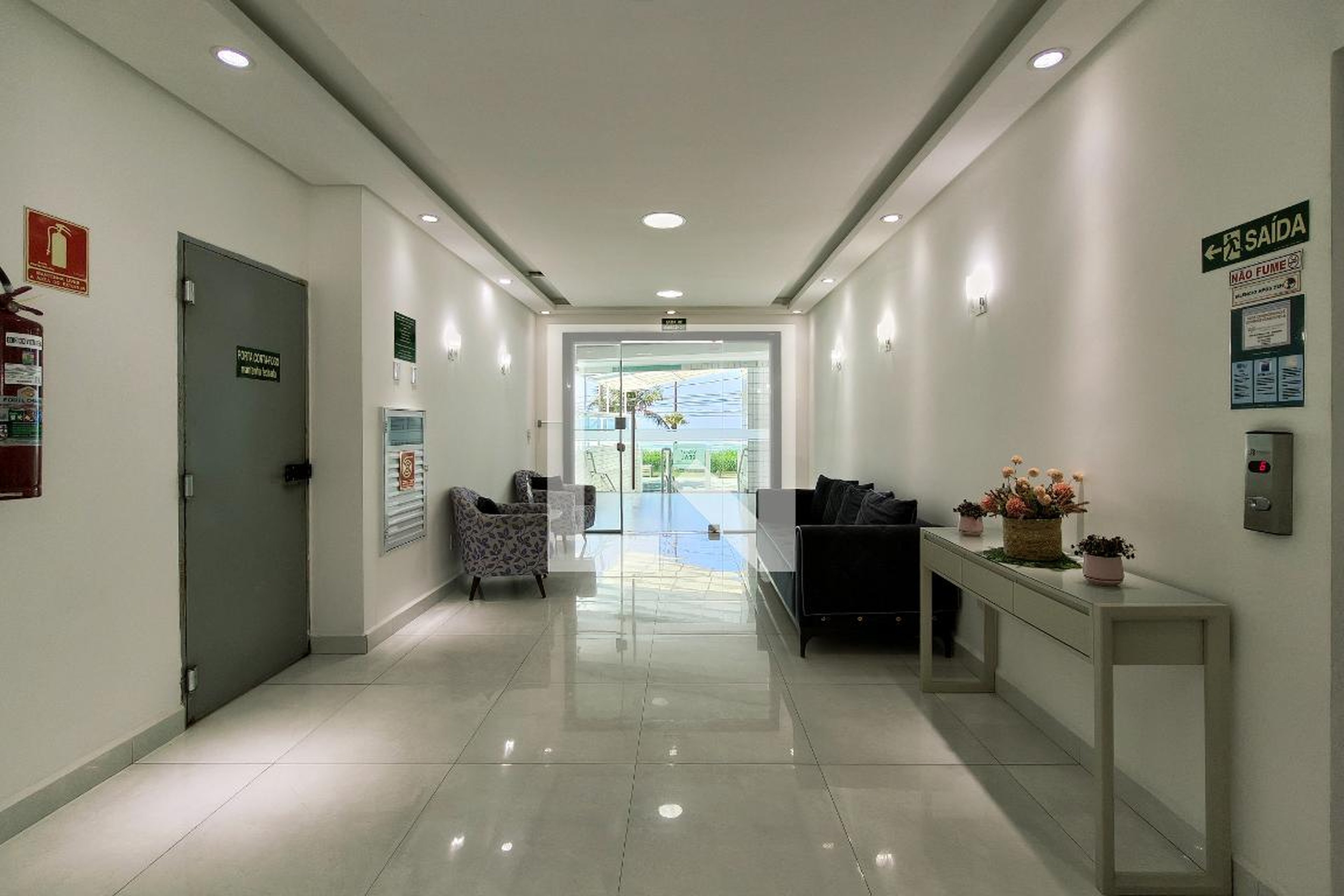 Hall de entrada - Vista Real
