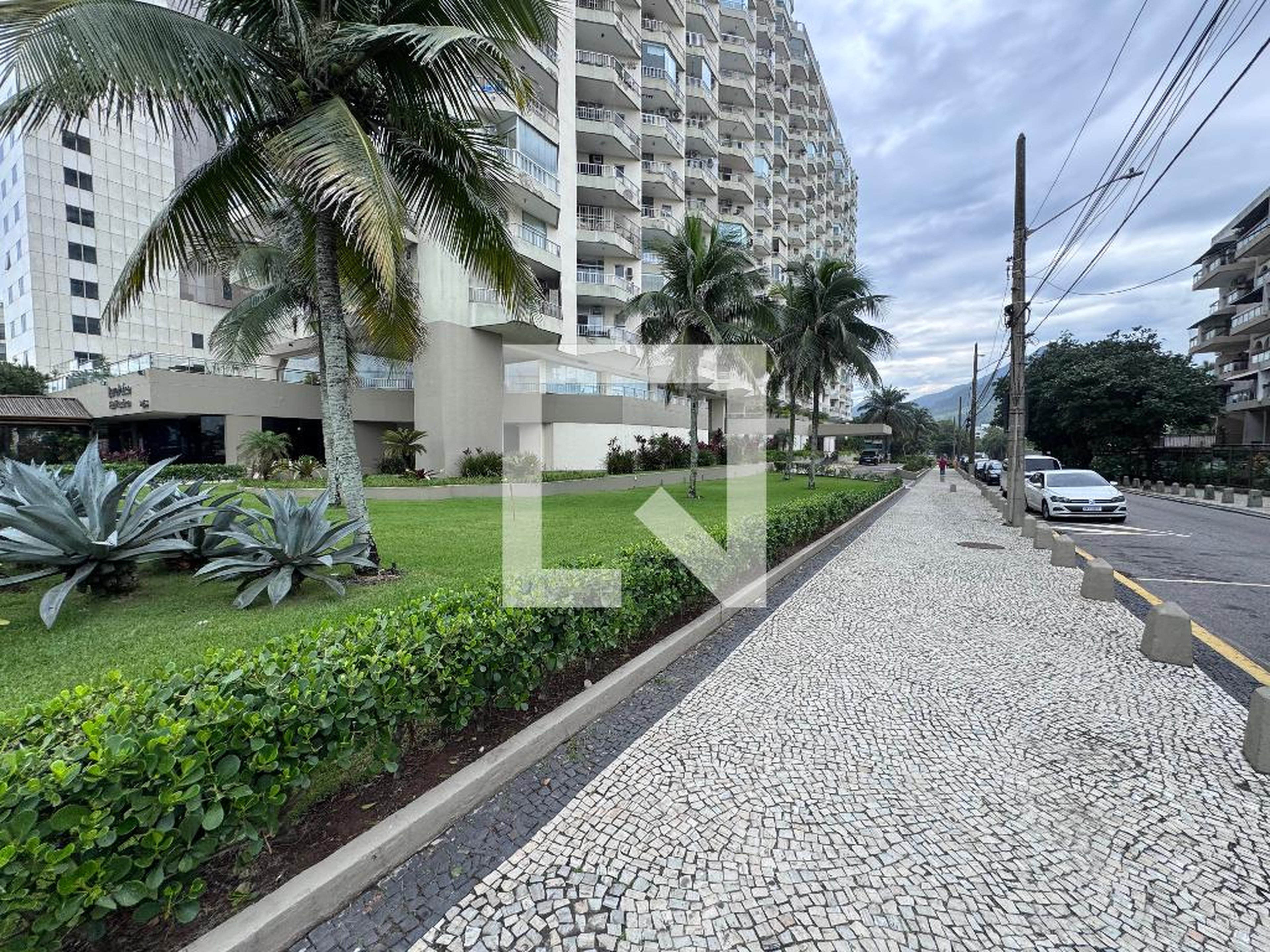 Fachada Condomínio Barra Palace