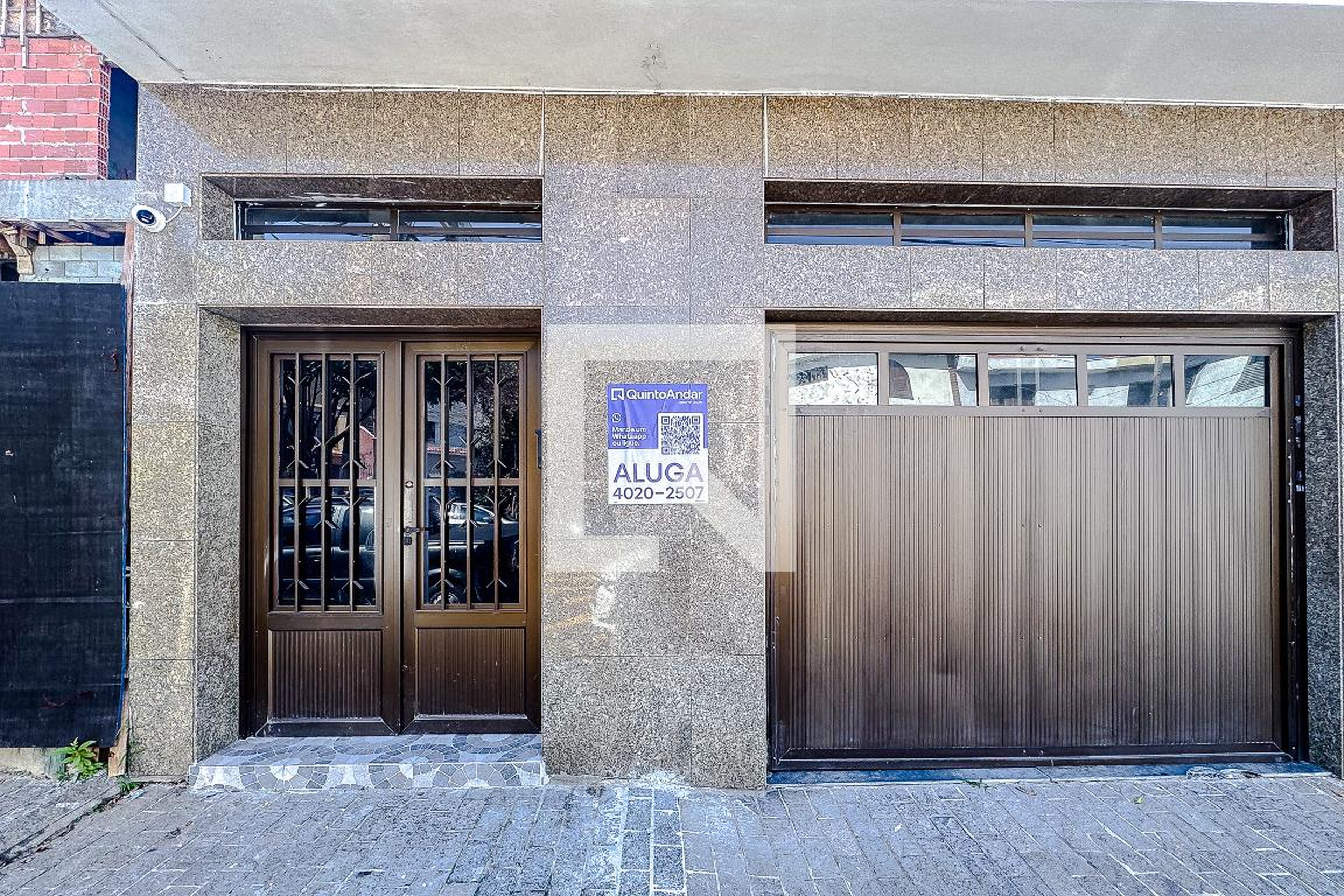 Fachada Condomínio em Rua Cristianópolis, 260