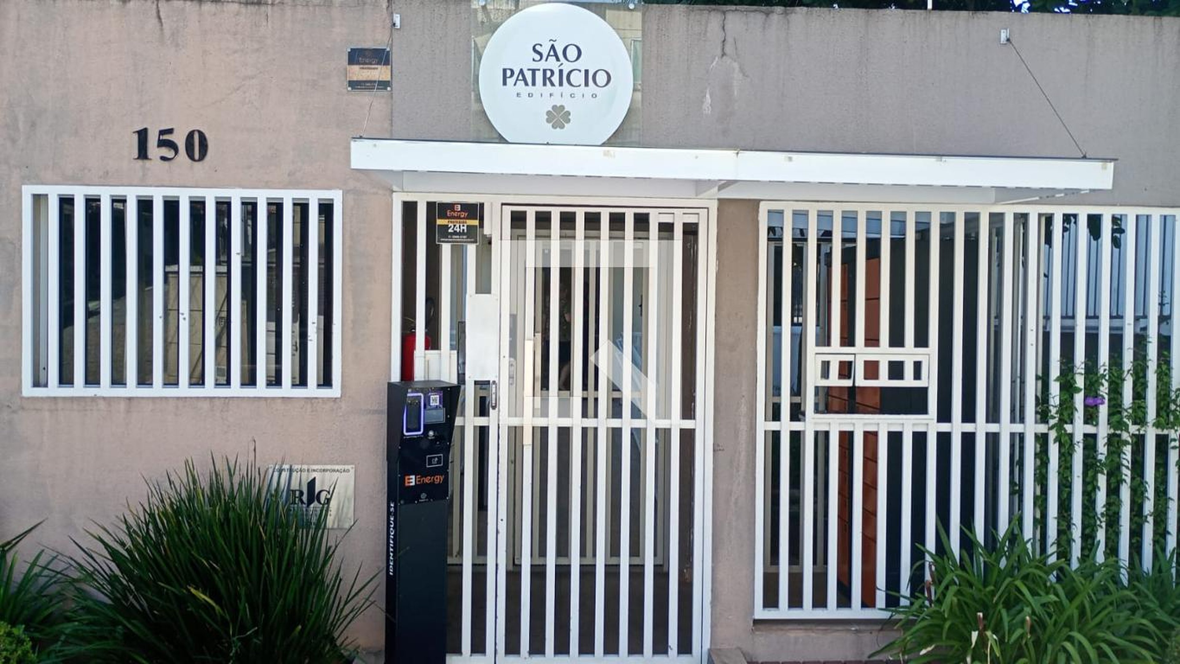 Fachada Condomínio Parada Inglesa