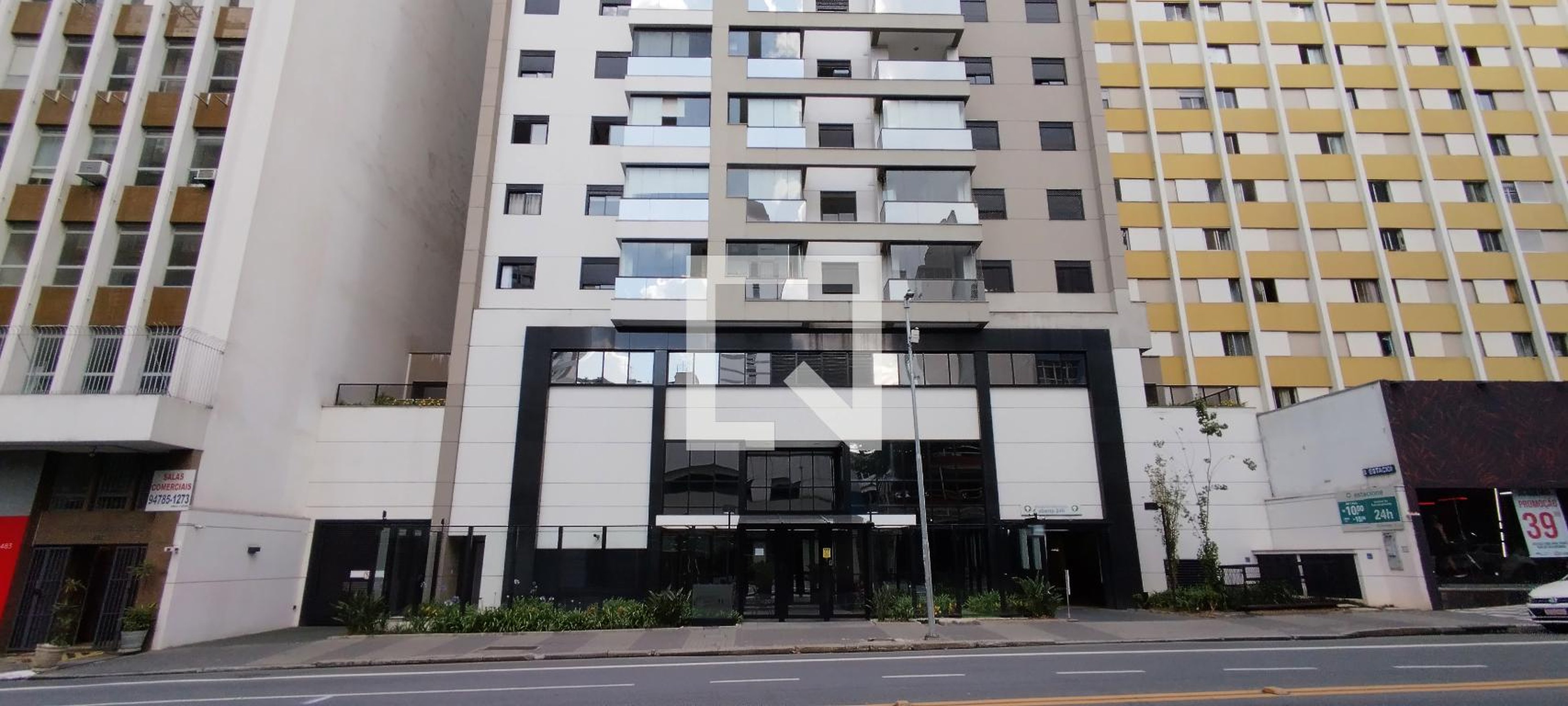 Fachada Edifício Just Brigadeiro Apartament