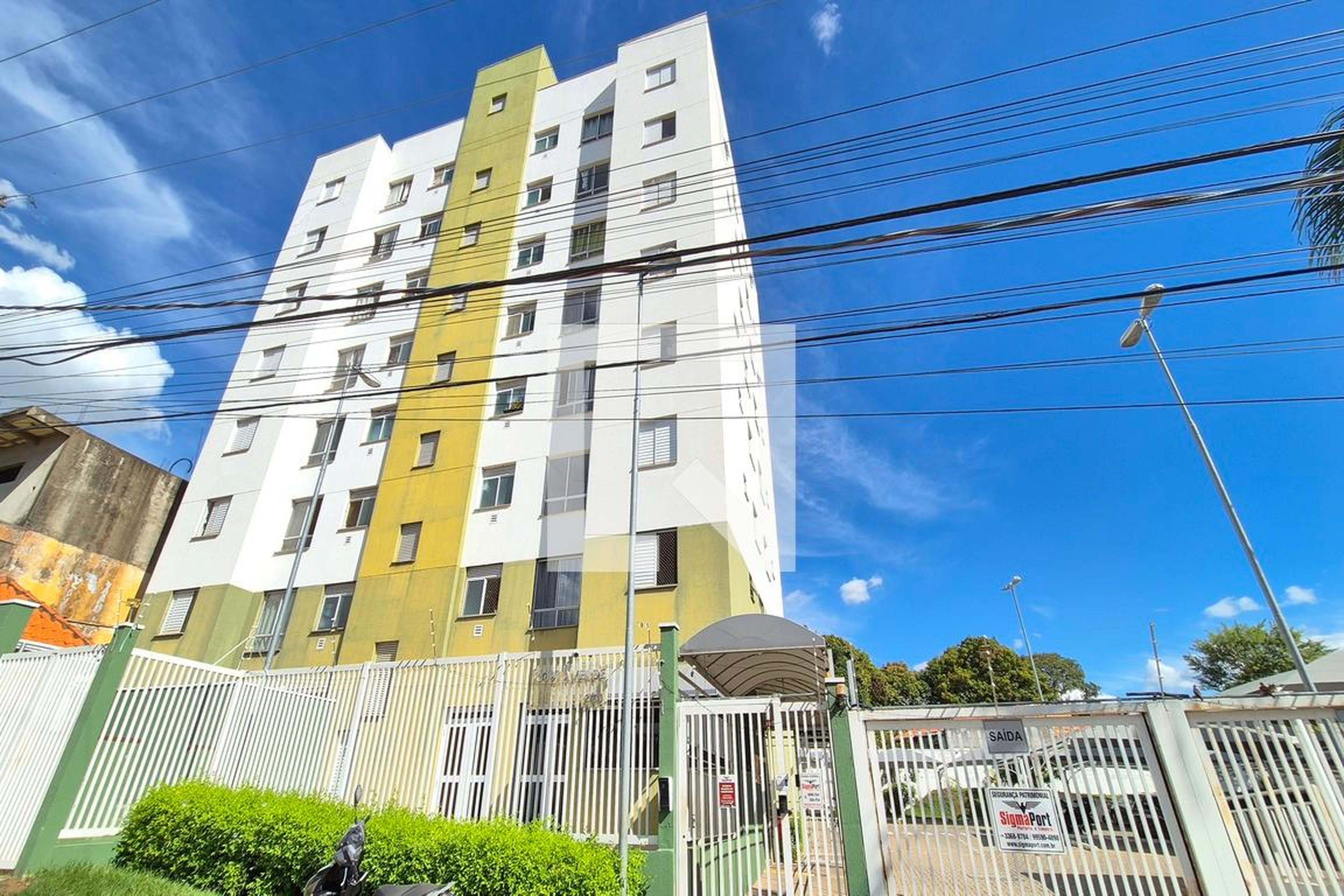 Fachada do Prédio Condomínio Costa Verde