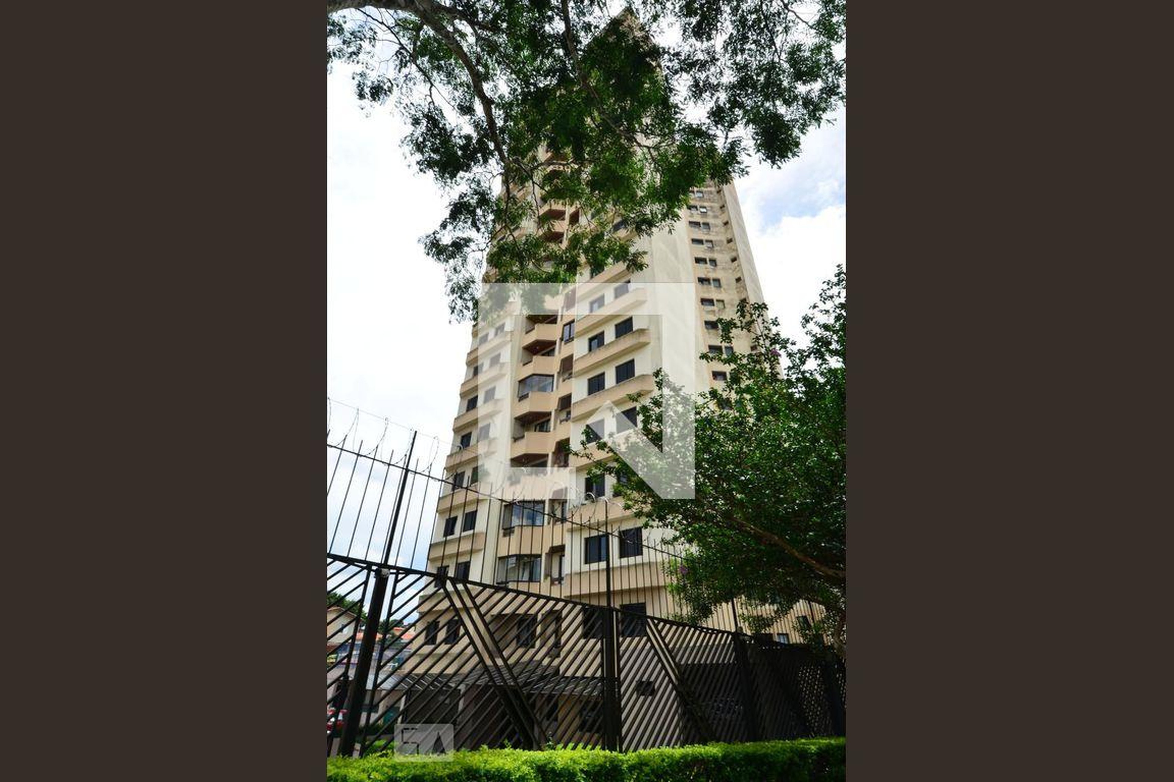 Fachada do Prédio Condomínio Pelicano