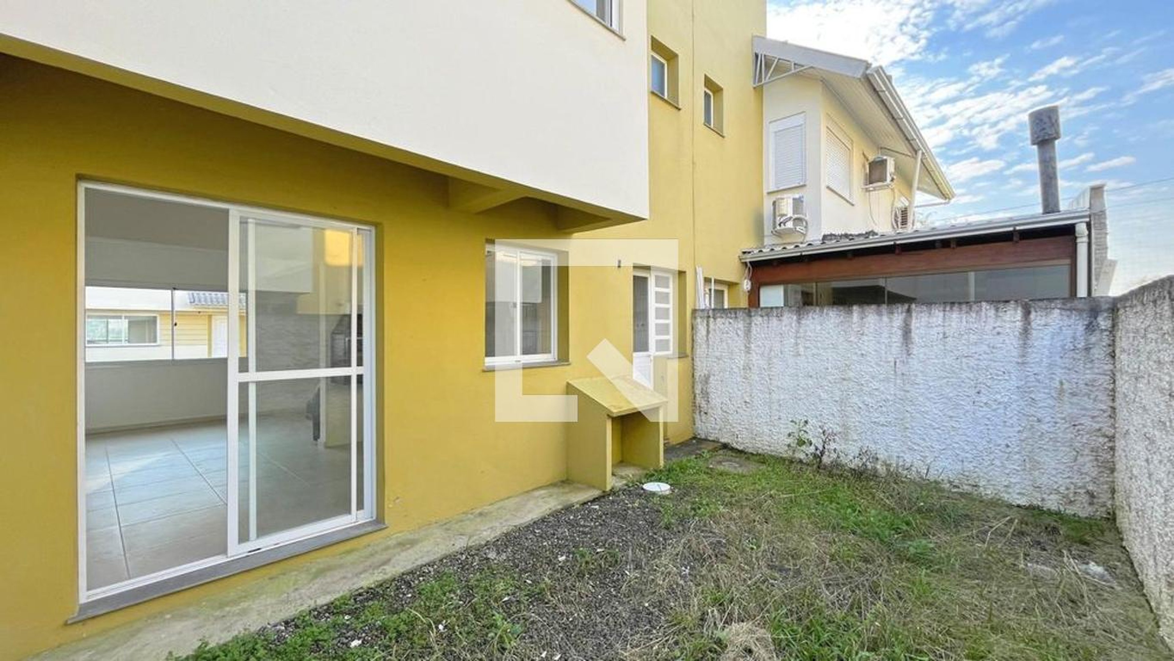 Área Externa Condomínio em Avenida Nossa Senhora de Guadalupe, 540