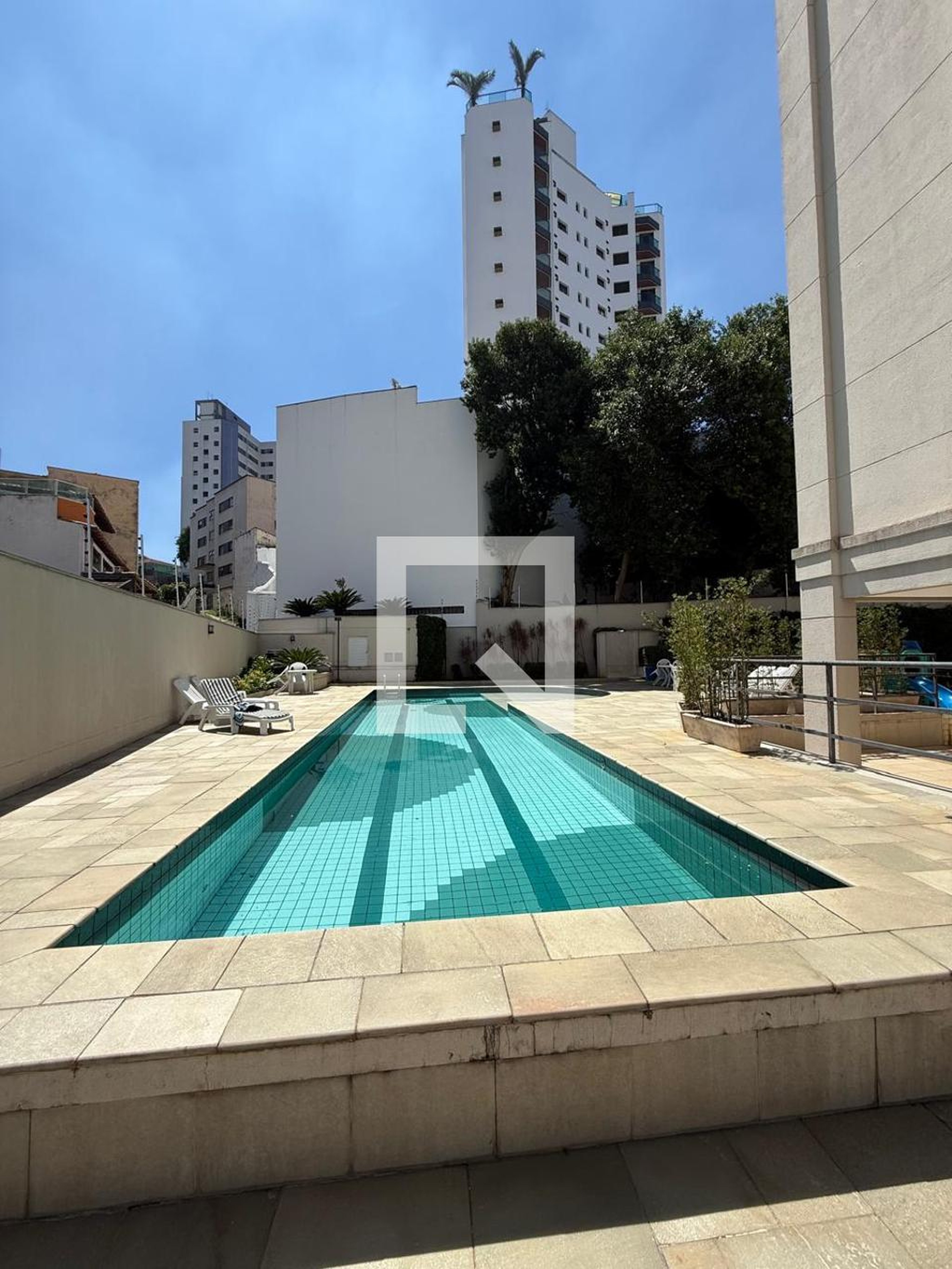 Piscina - Edificio Villa Prates