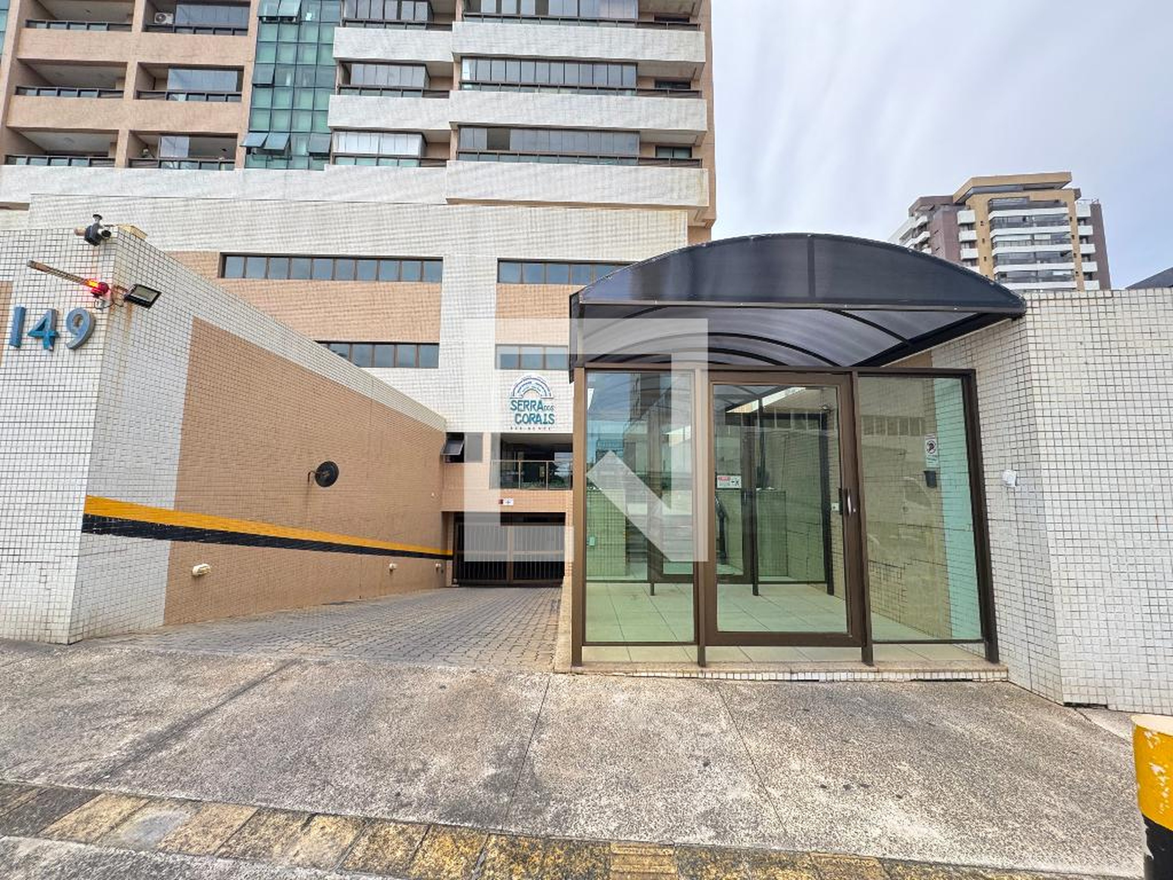 Fachada Condomínio em Rua Desembargador Viêira Lima, 63