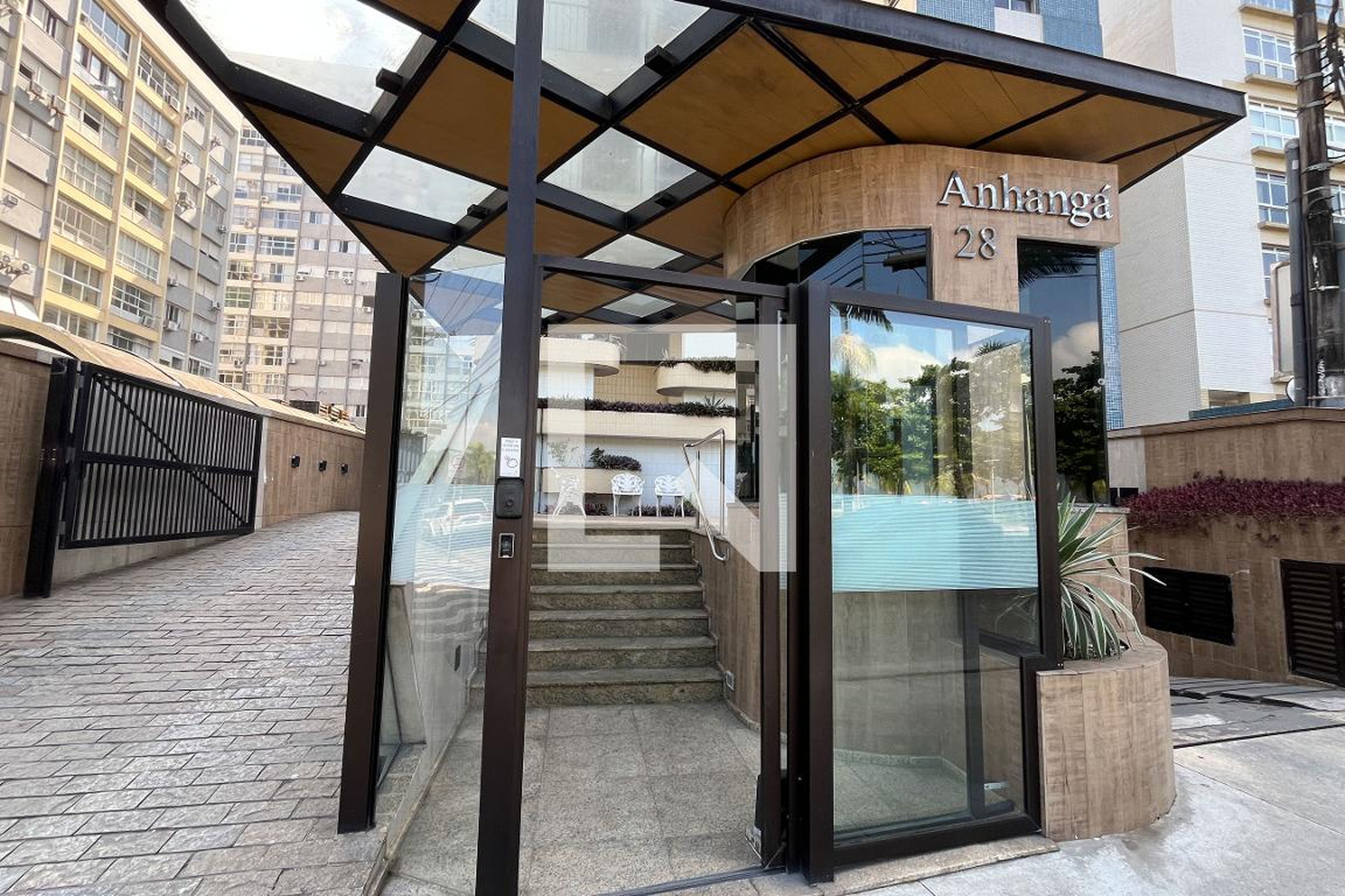 Fachada Condomínio Ed. Anhangá