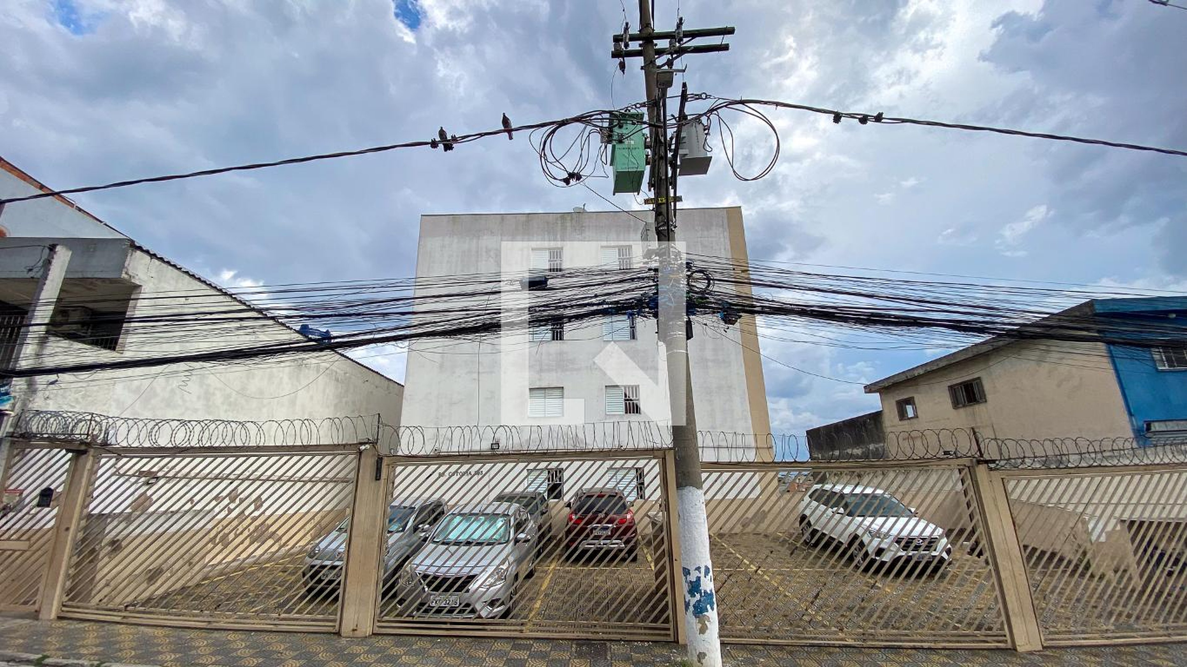 Fachada Condomínio em Rua Sagrado Coração de Jesus, 393