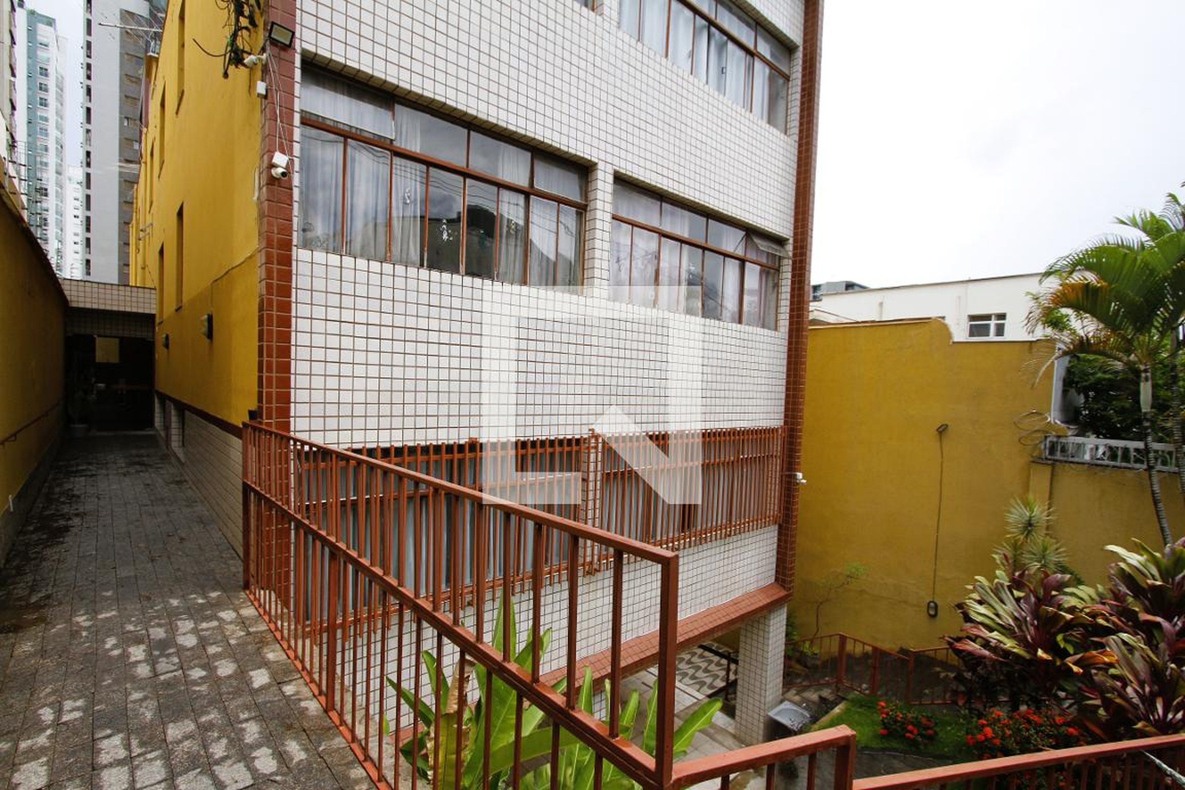 Entrada - Edifício Stramboli