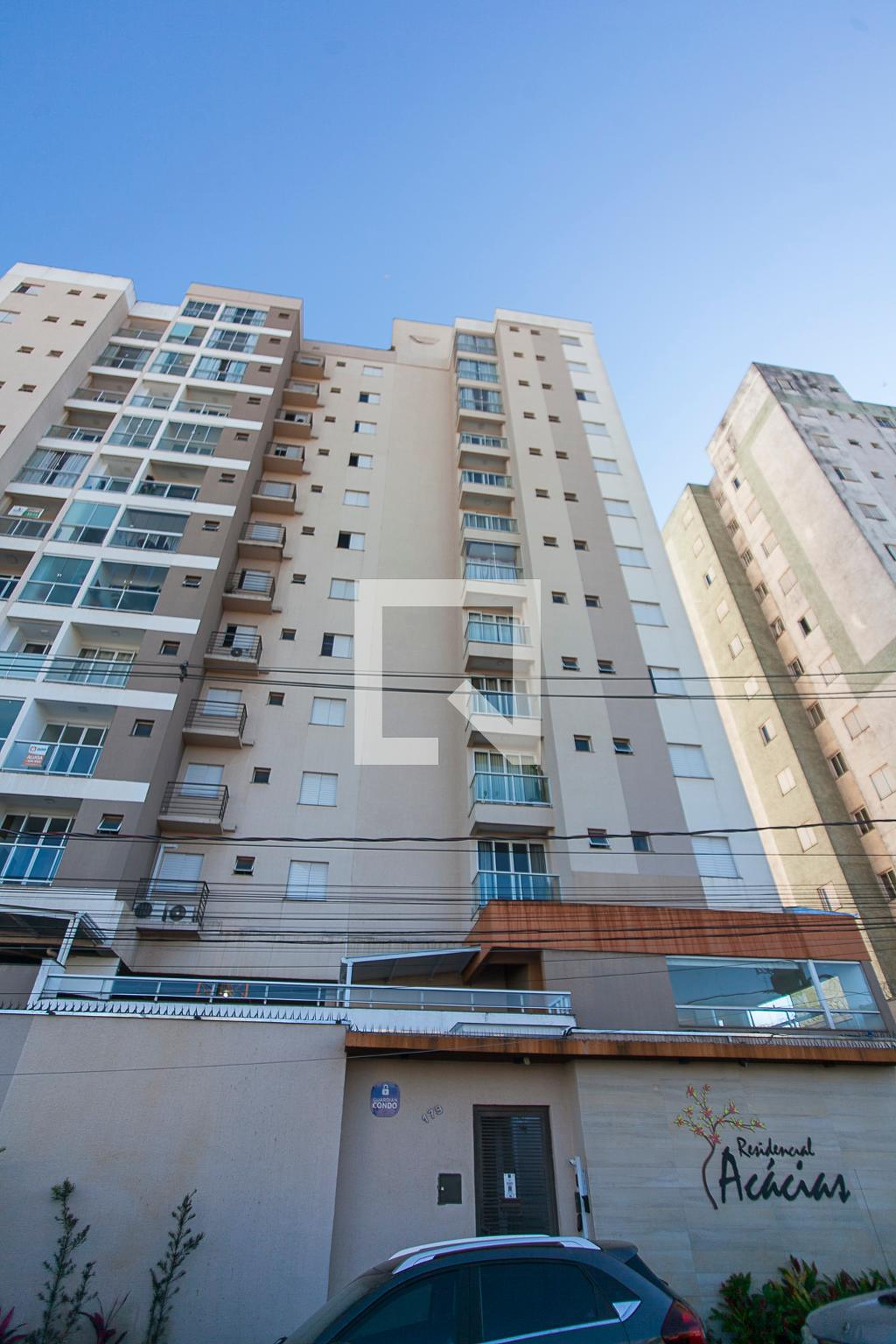 Fachada Residencial Acácias