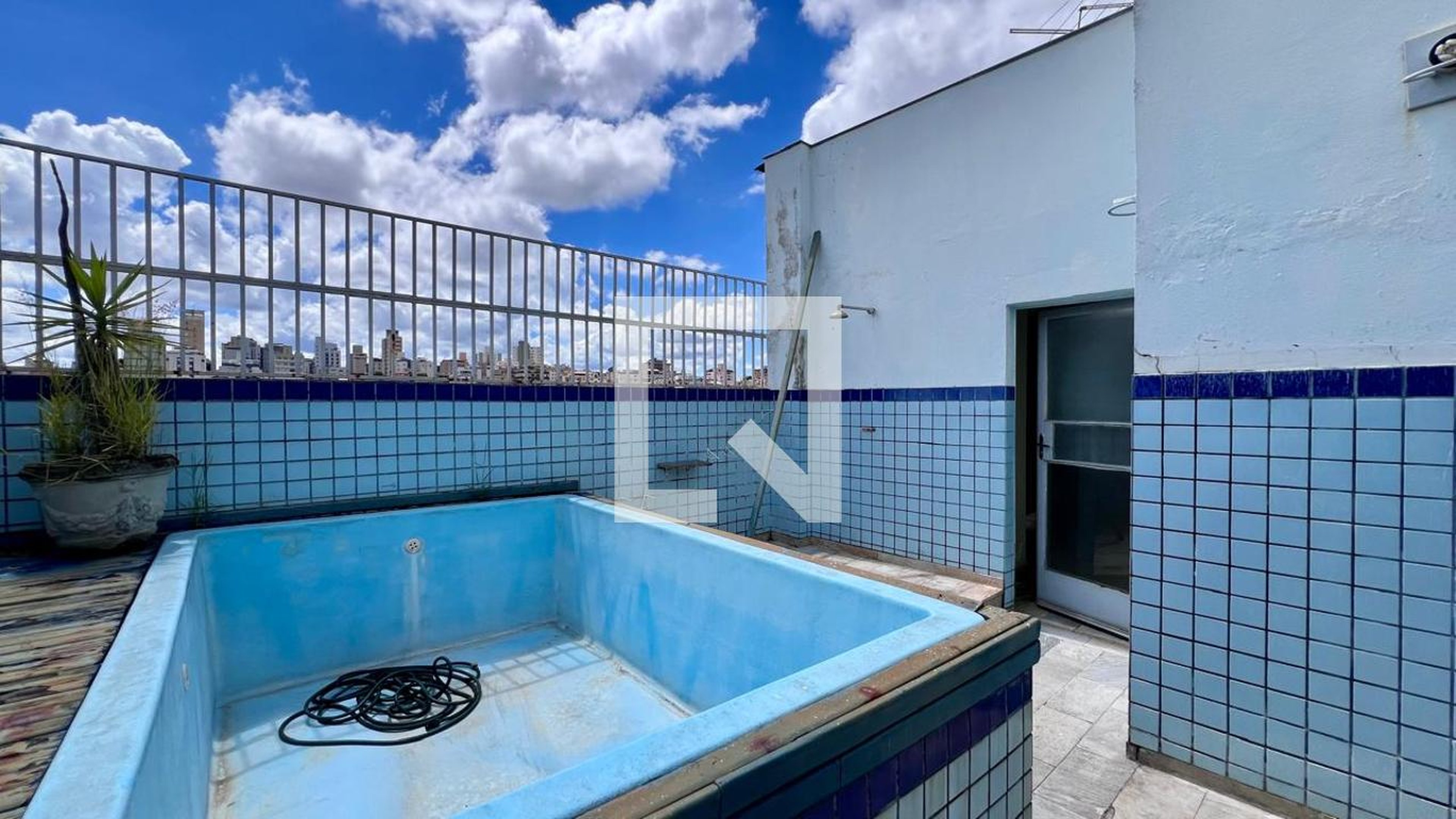 Piscina - Edifício Juiz Ari Rocha