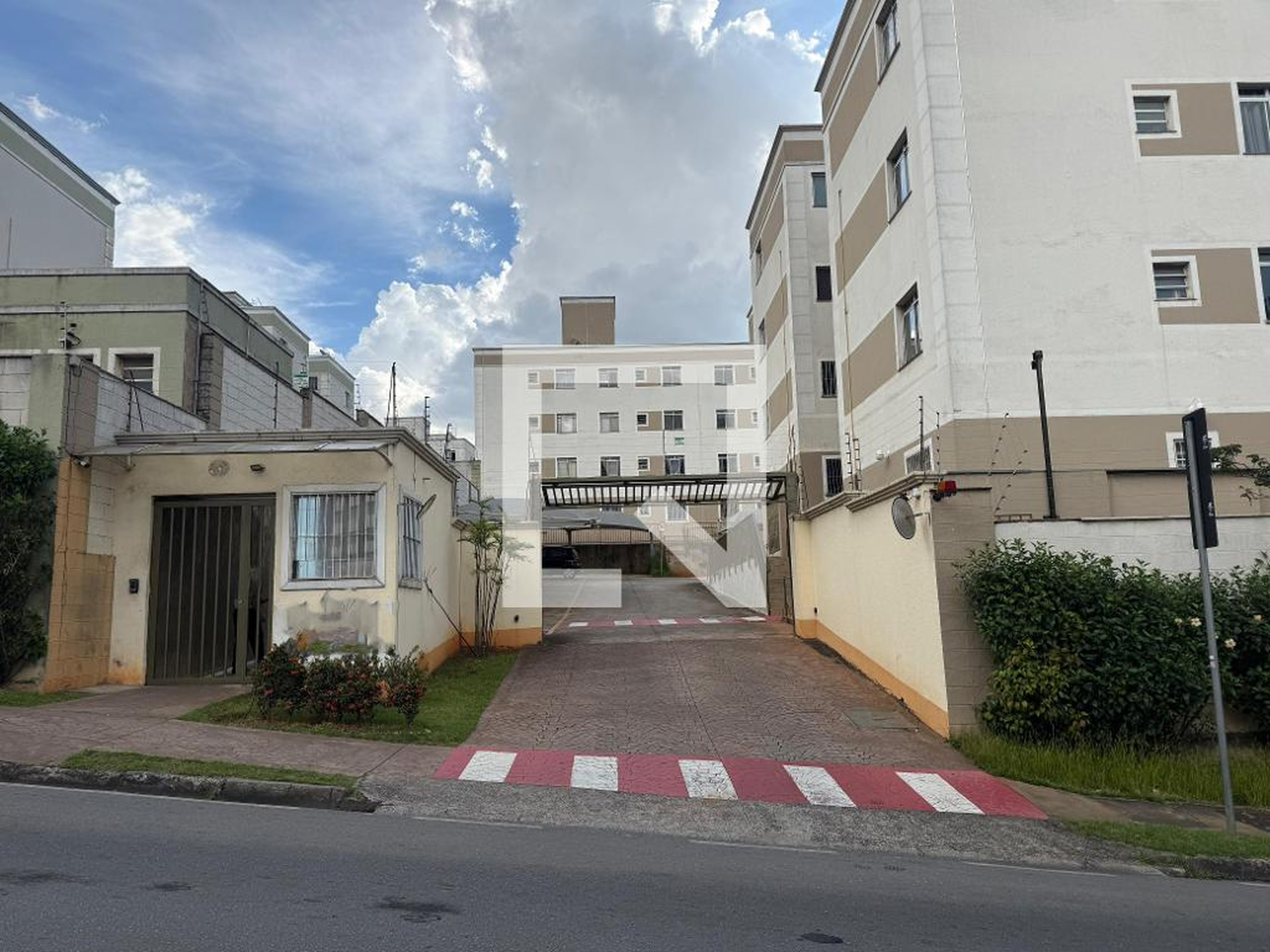 Fachada Residencial Parque Messina