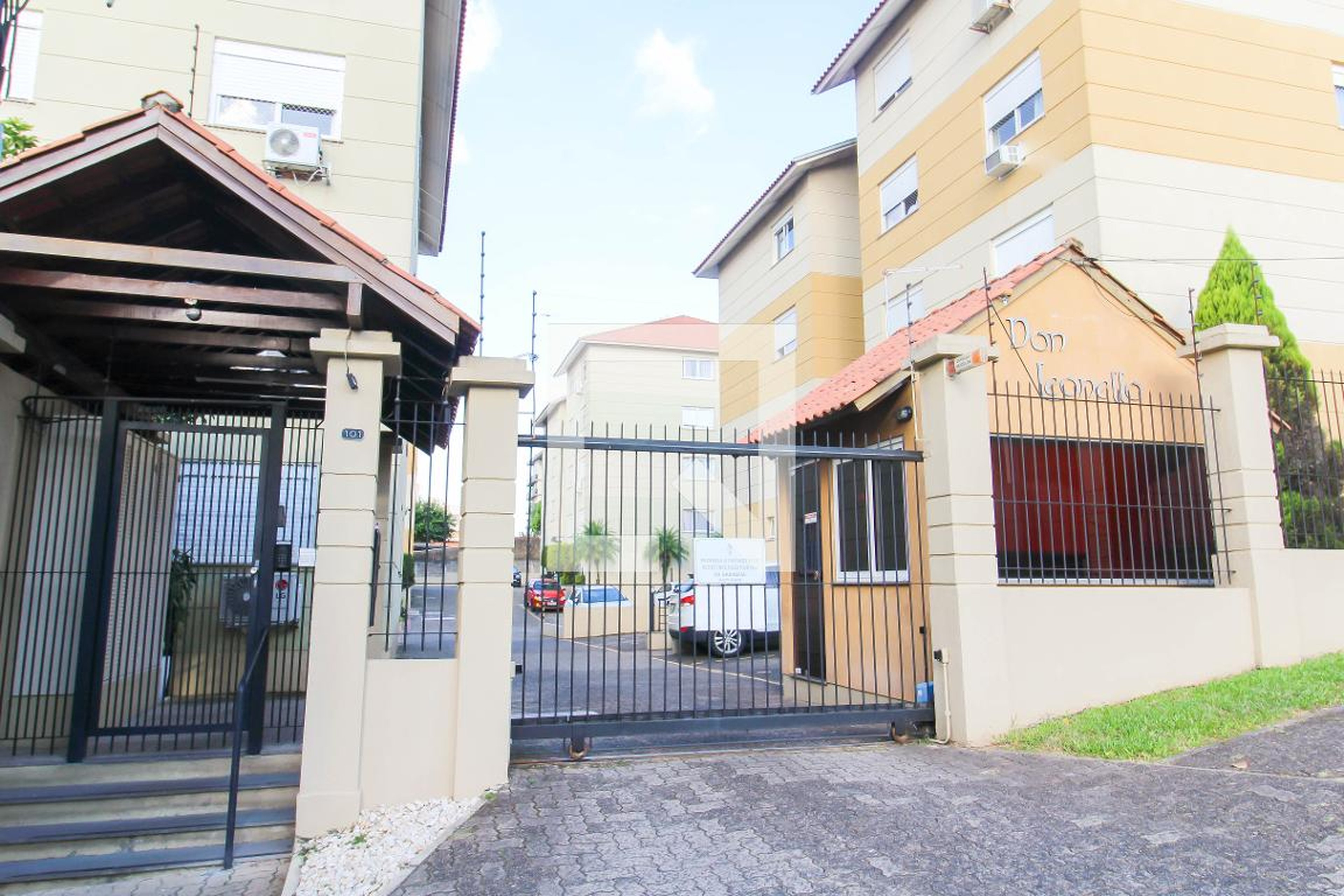 Fachada Condomínio N Leonello