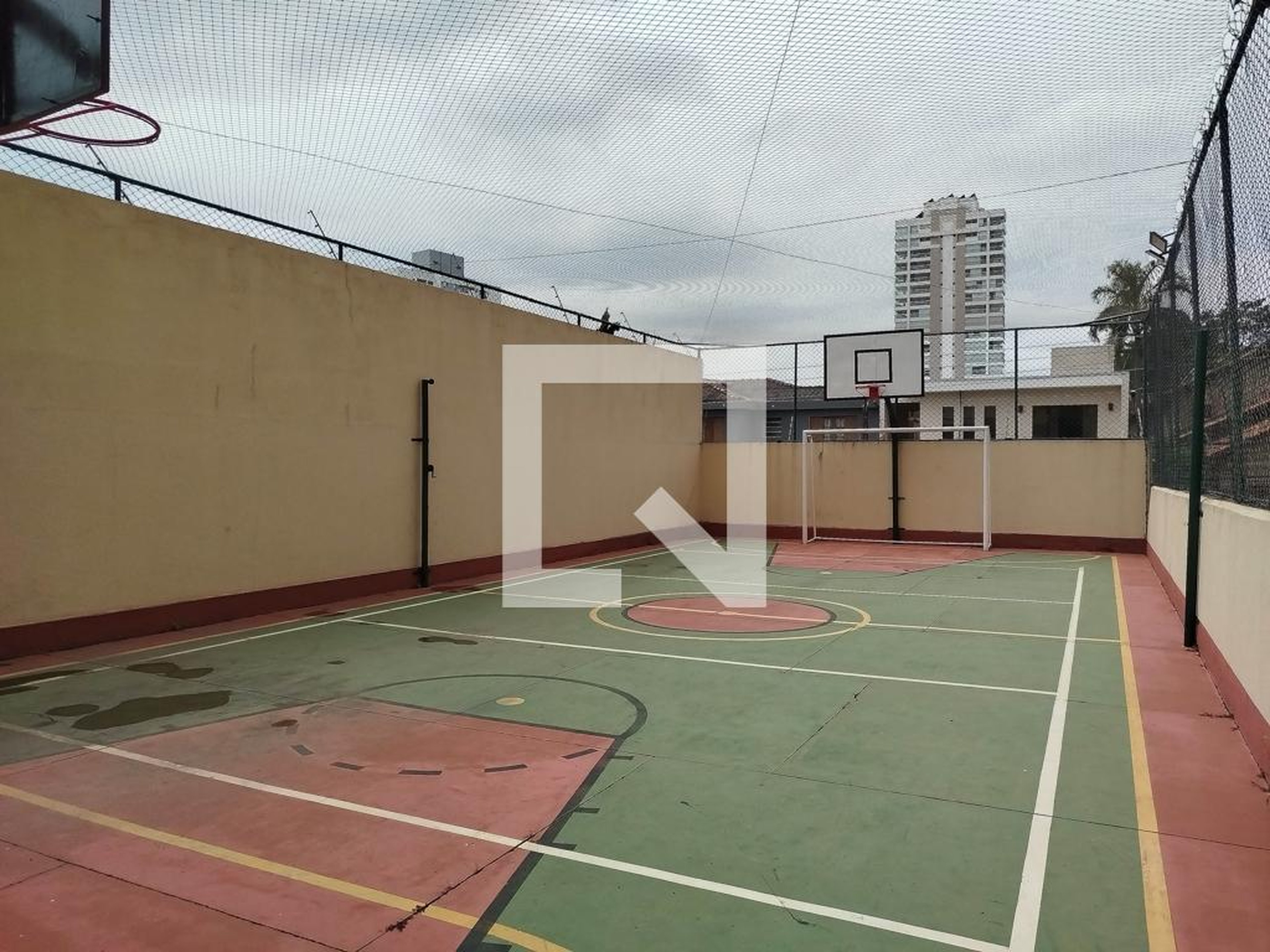 Quadra Esportiva - Edifício Madri