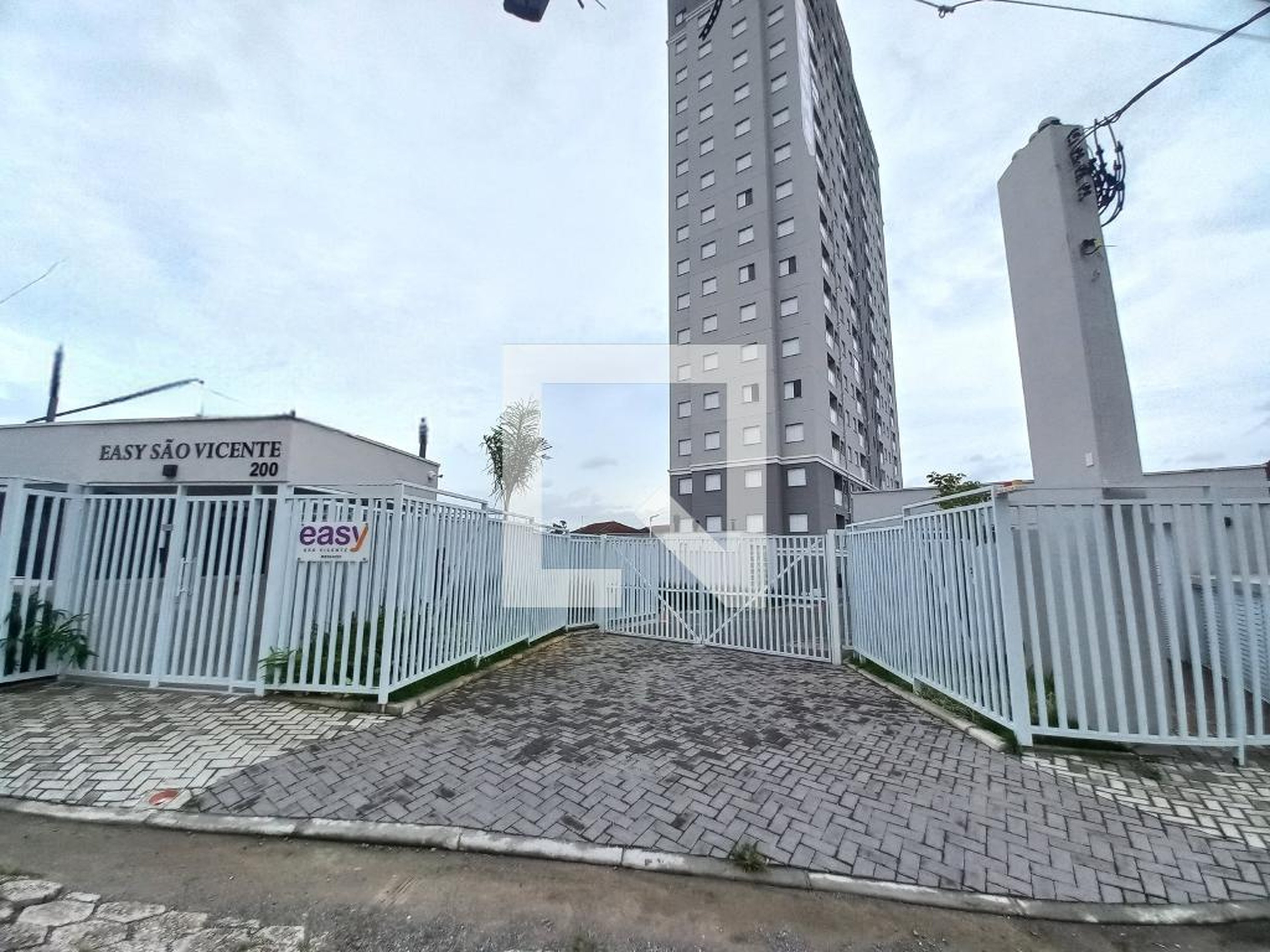 Fachada do Prédio Condomínio Easy São Vicente Mbigucci