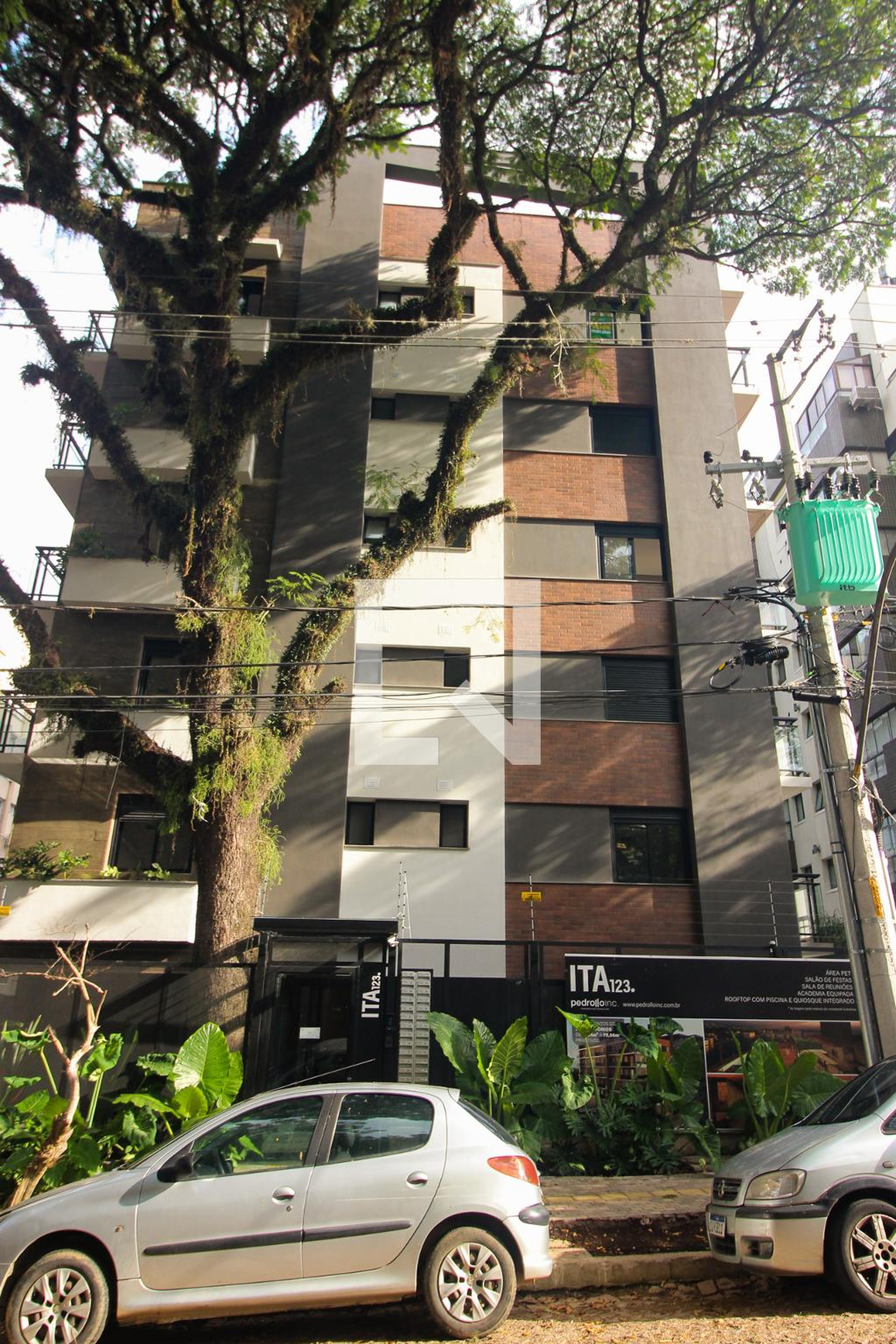 Fachada do Prédio Residencial Itá 123