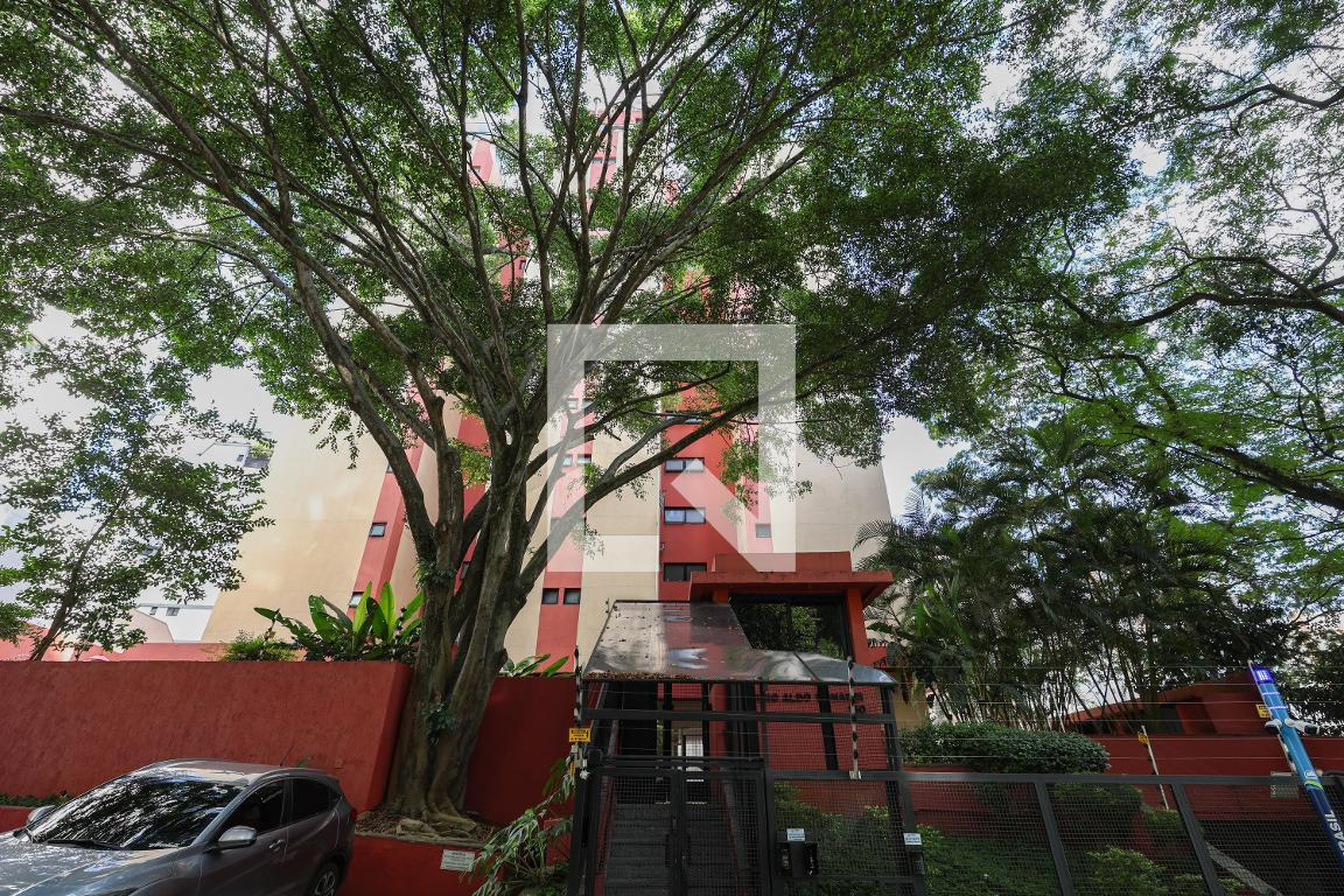 Fachada Condomínio Aldo Bonadei