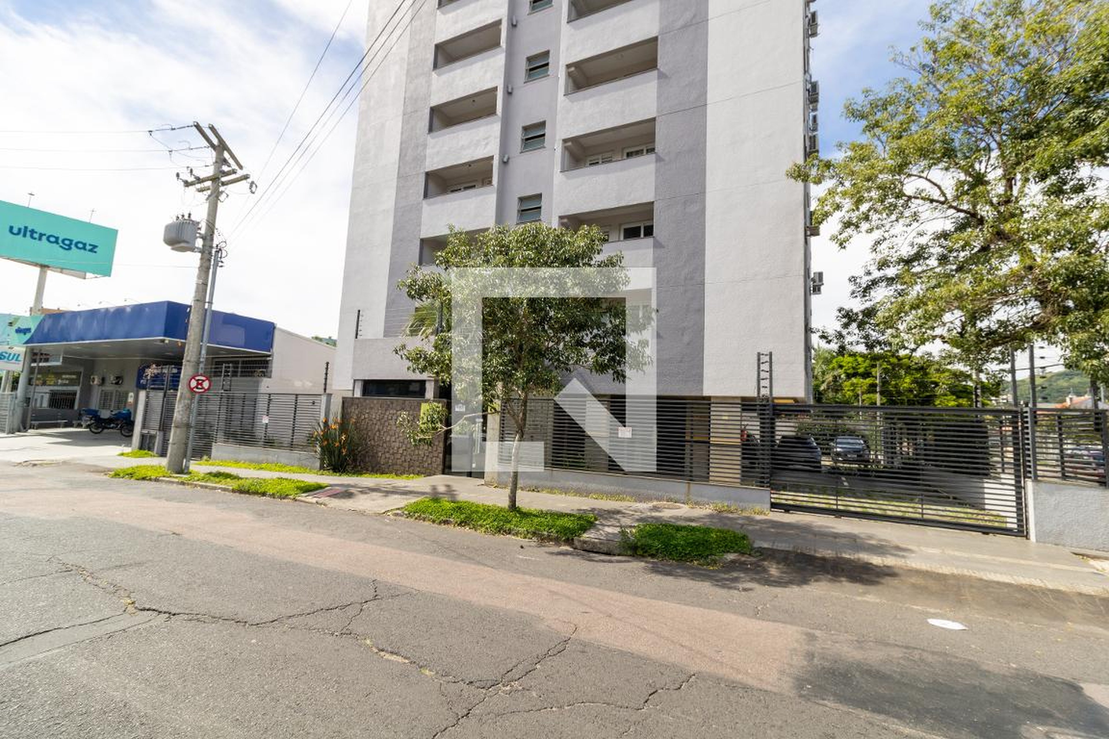Fachada Condomínio Passeio da Montanha