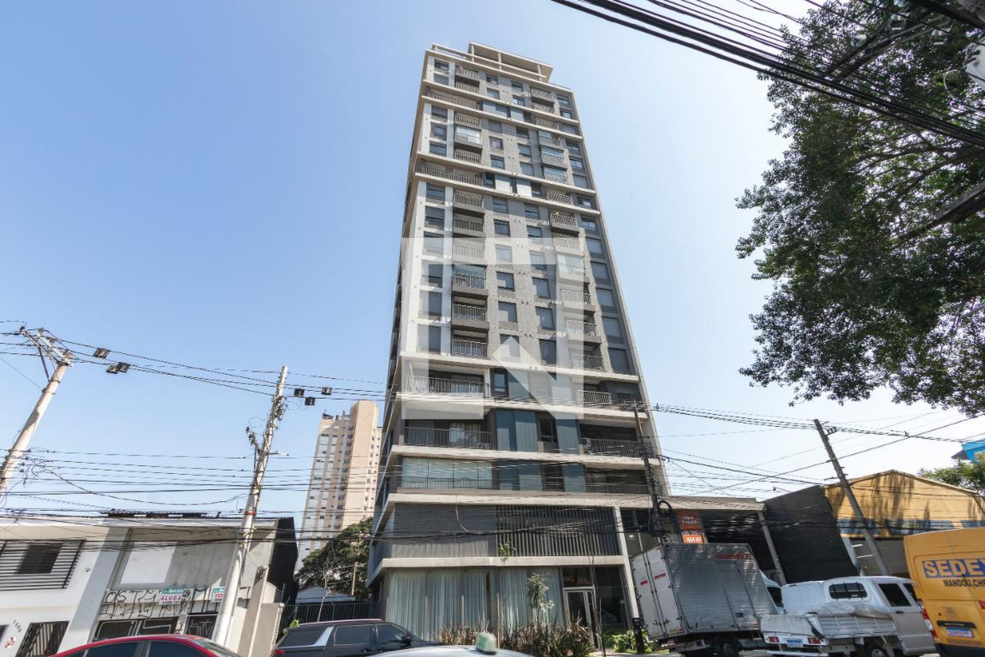 Fachada Condomínio em Avenida Adolfo Pinheiro, 0