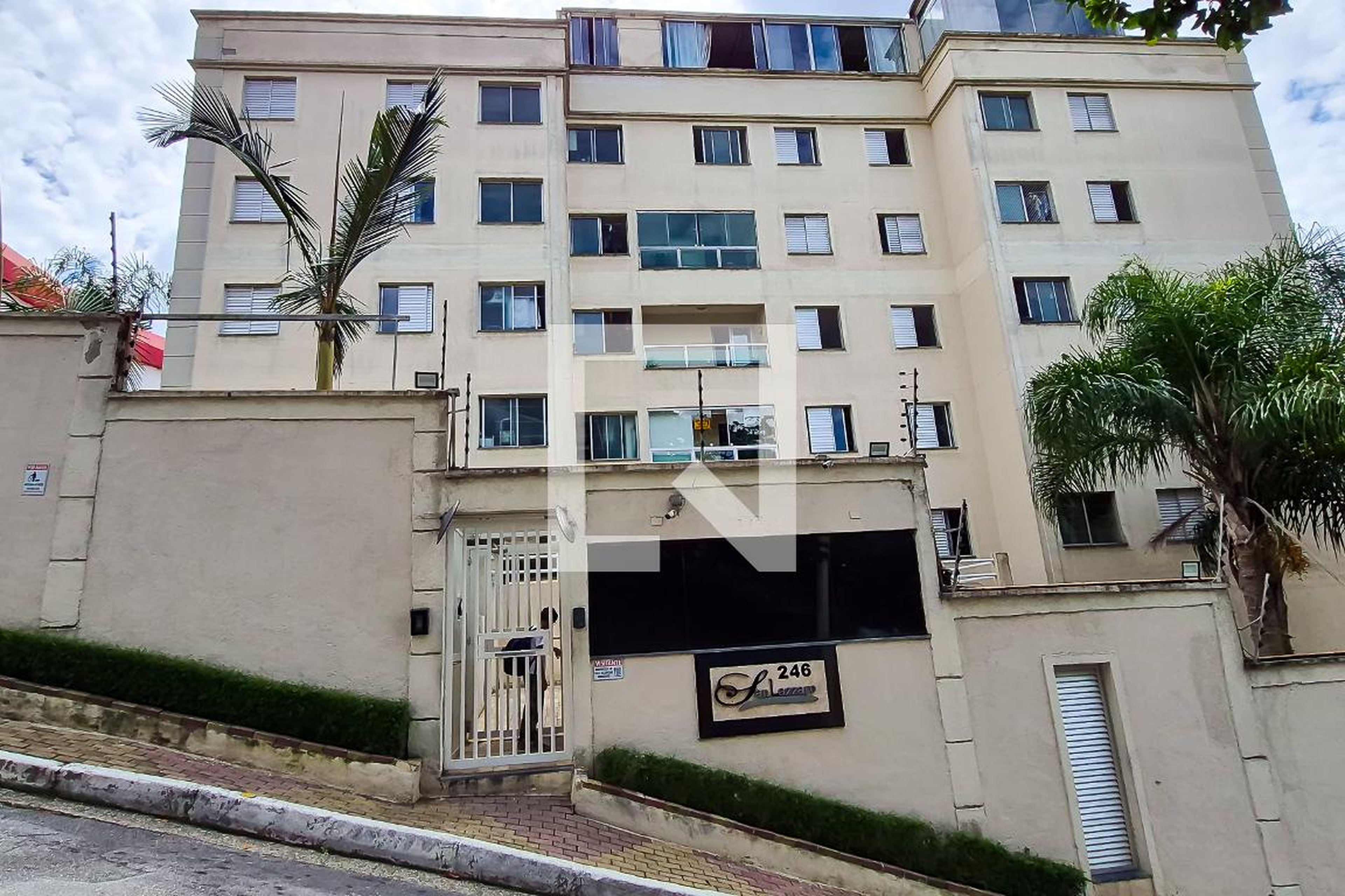 Fachada Condomínio em Rua José Dias da Costa, 11982922070