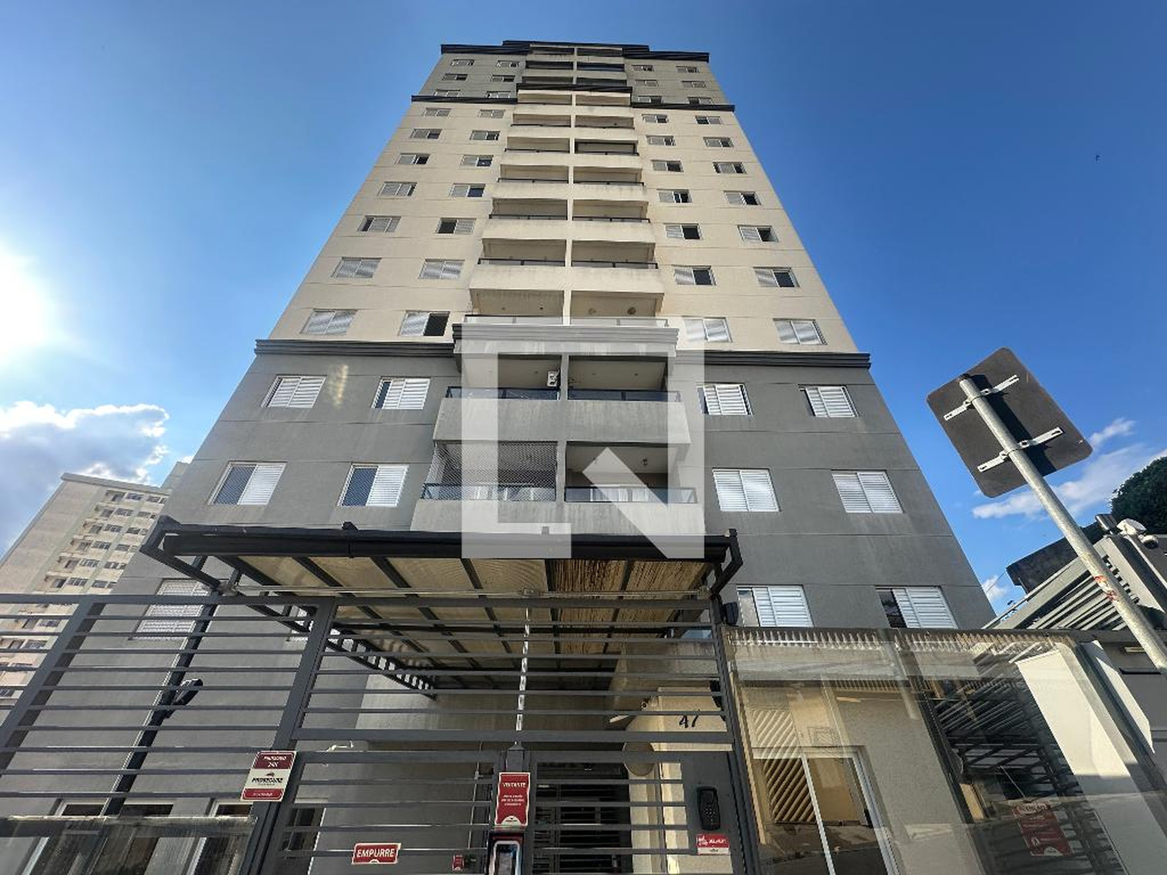 Fachada Edifício Raíza