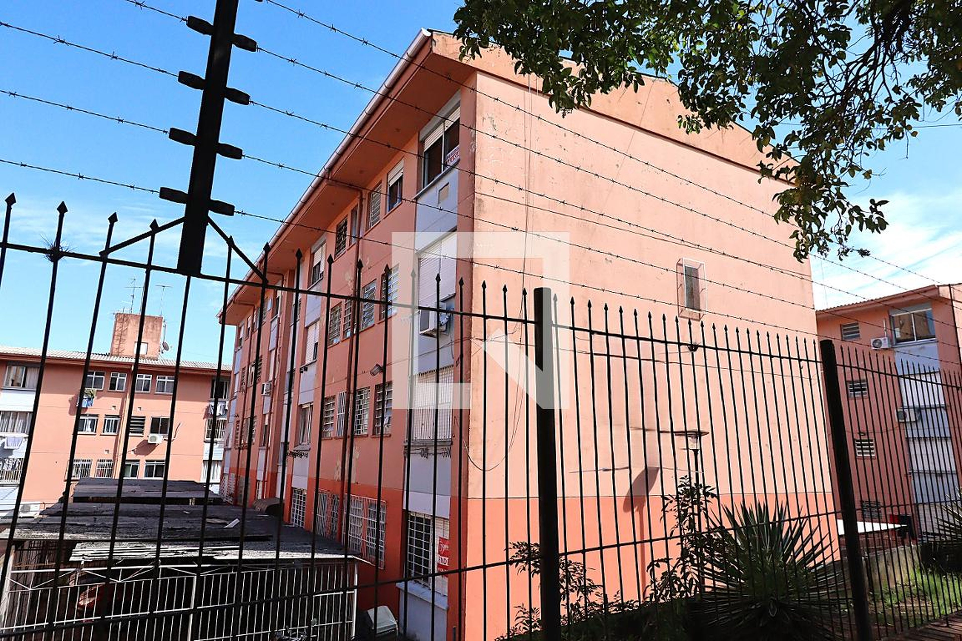 Fachada do Prédio Condomínio Parque das Flores