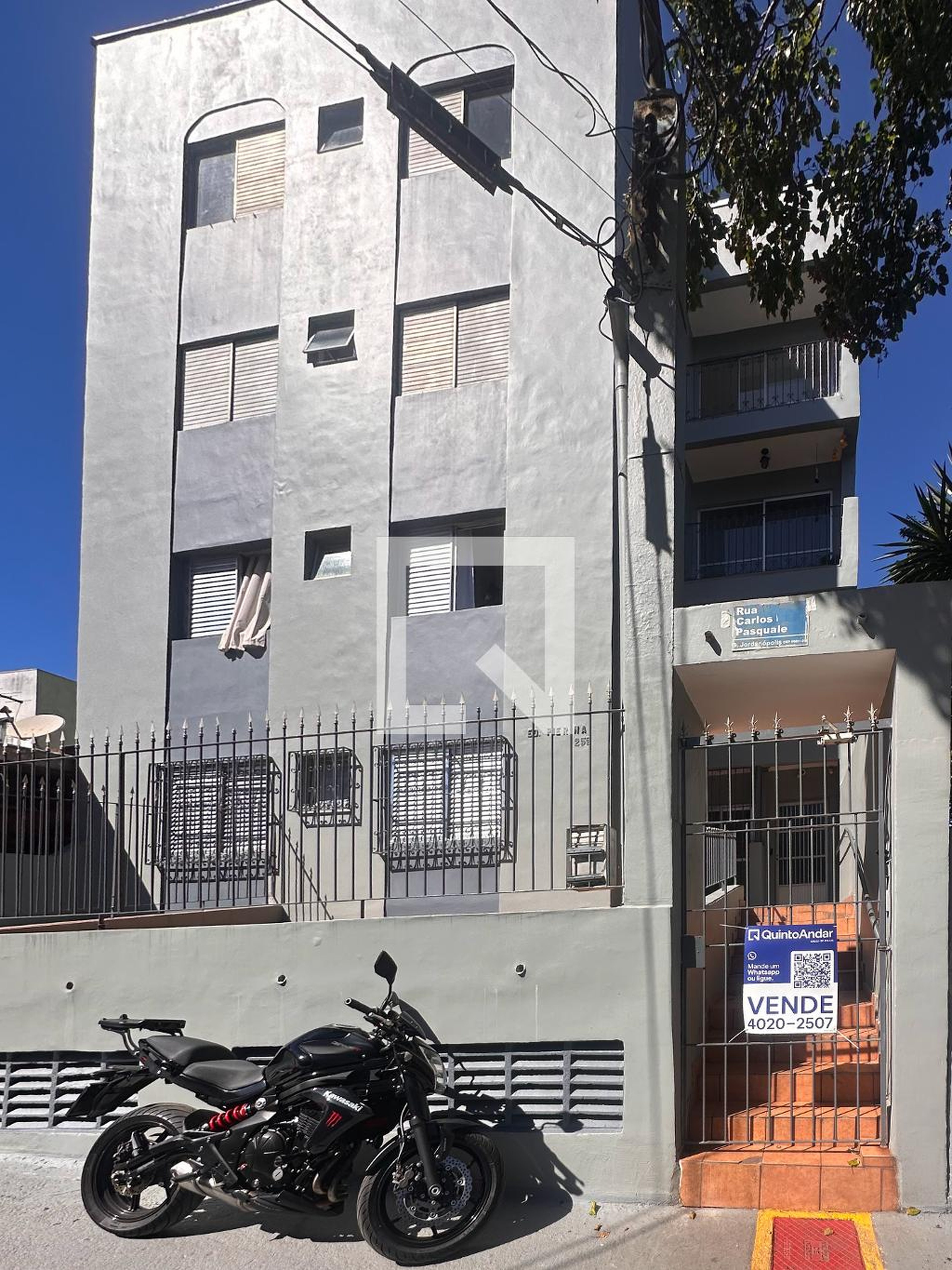 Fachada Edificio Pierina