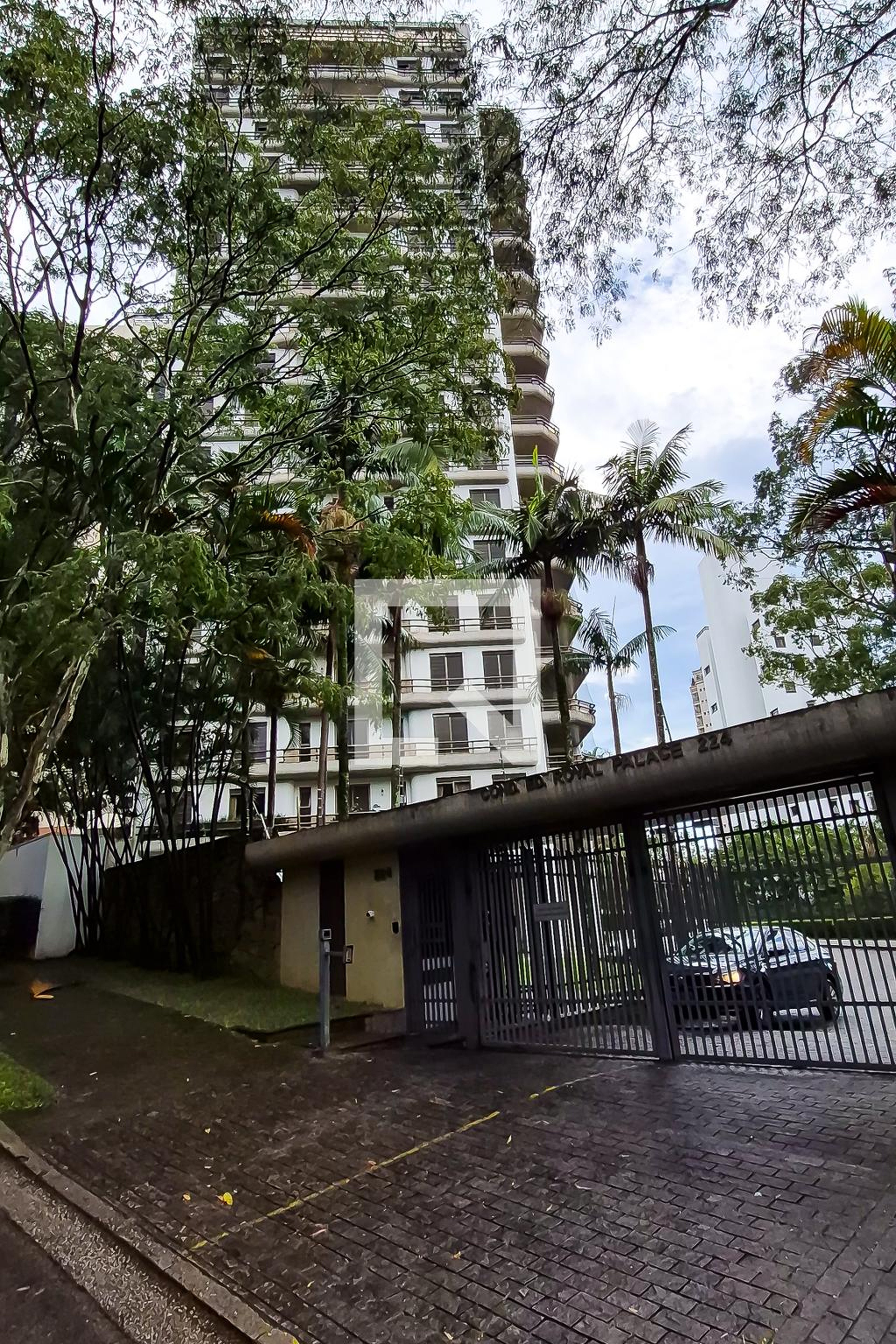 Fachada Condomínio em Avenida José Galante, 240