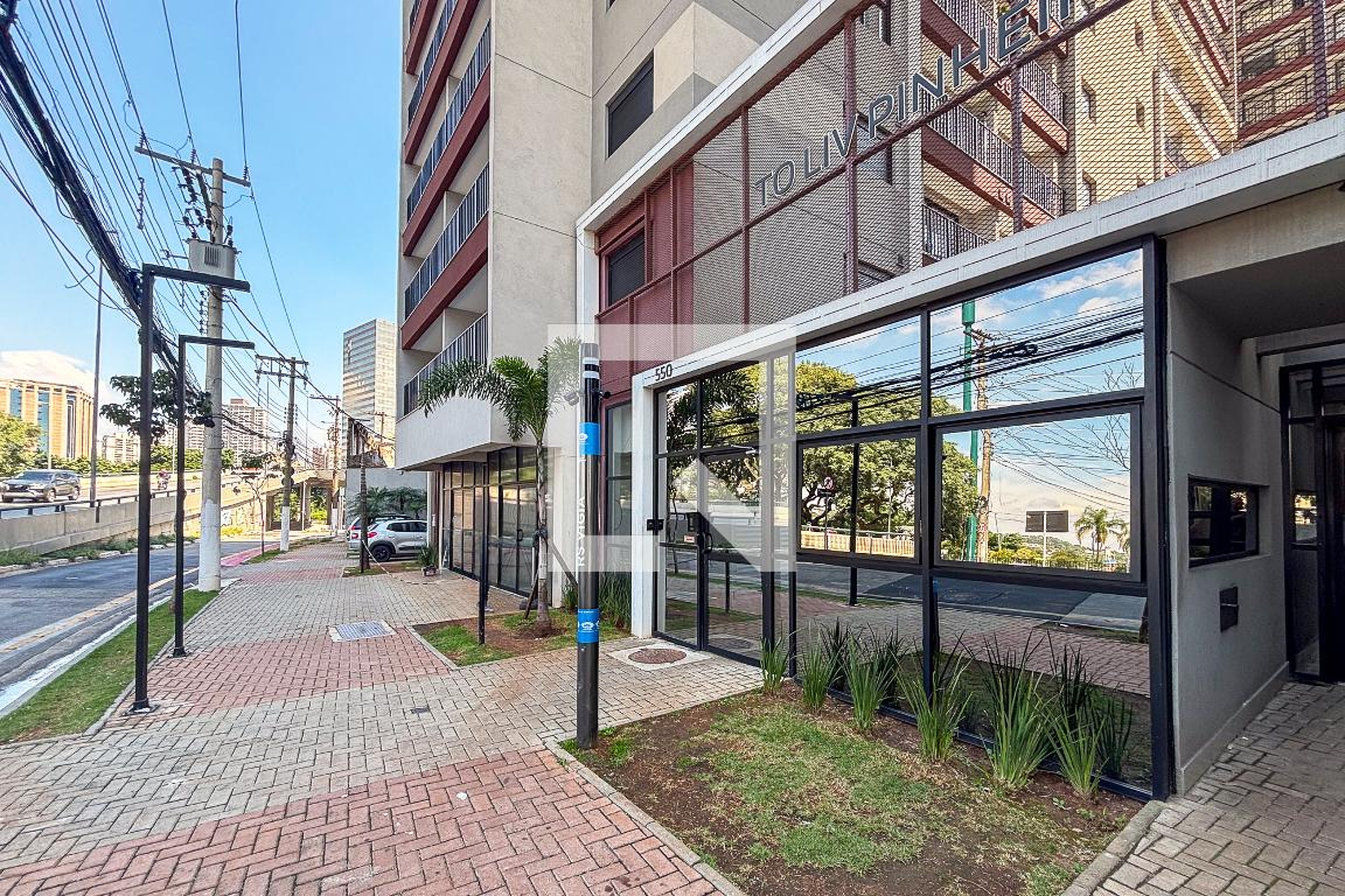 fachada do predio Condomínio Helbor To.Liv Pinheiros