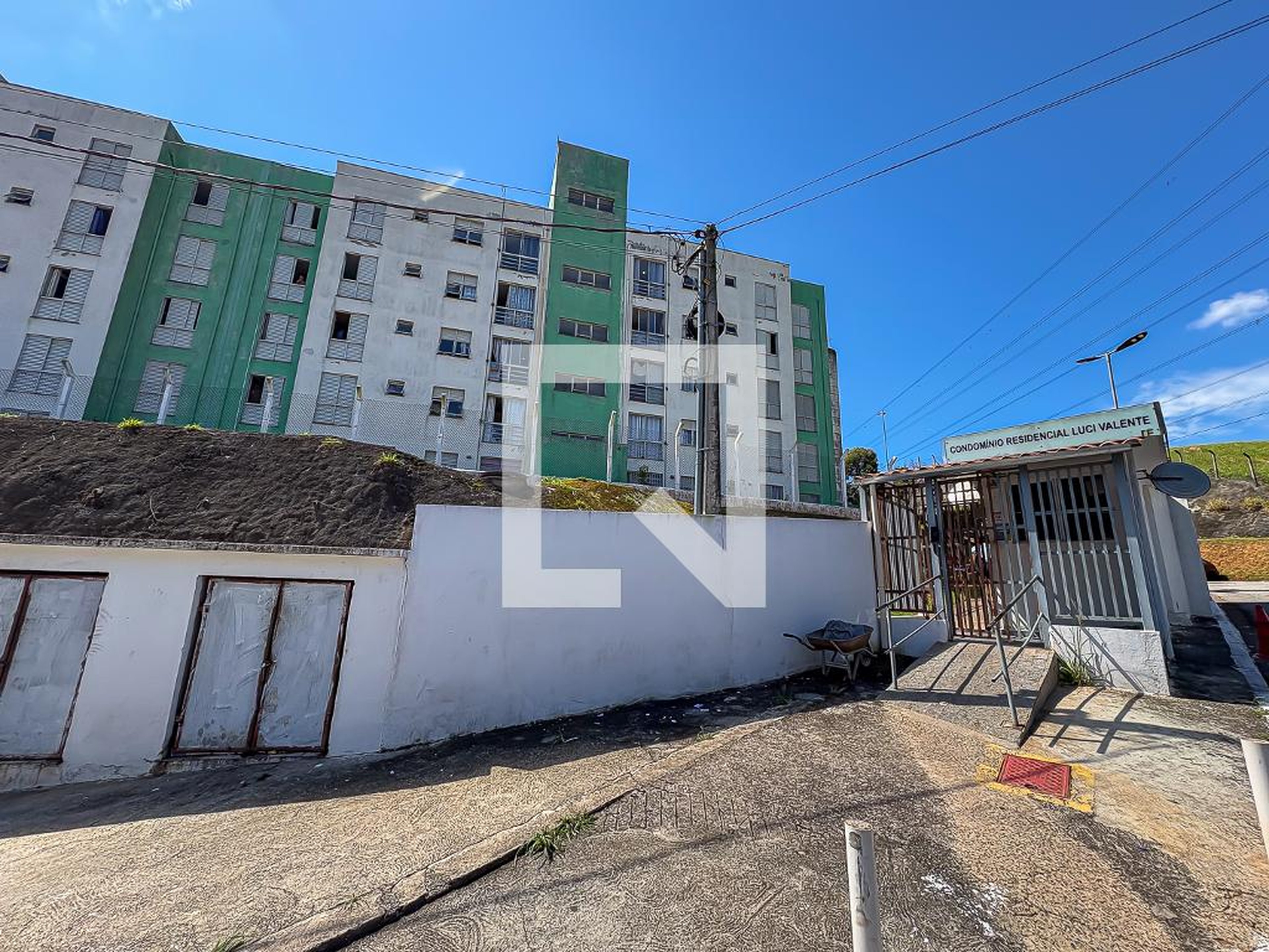 Fachada Condomínio em Rua João Carlos Ferreira, 525