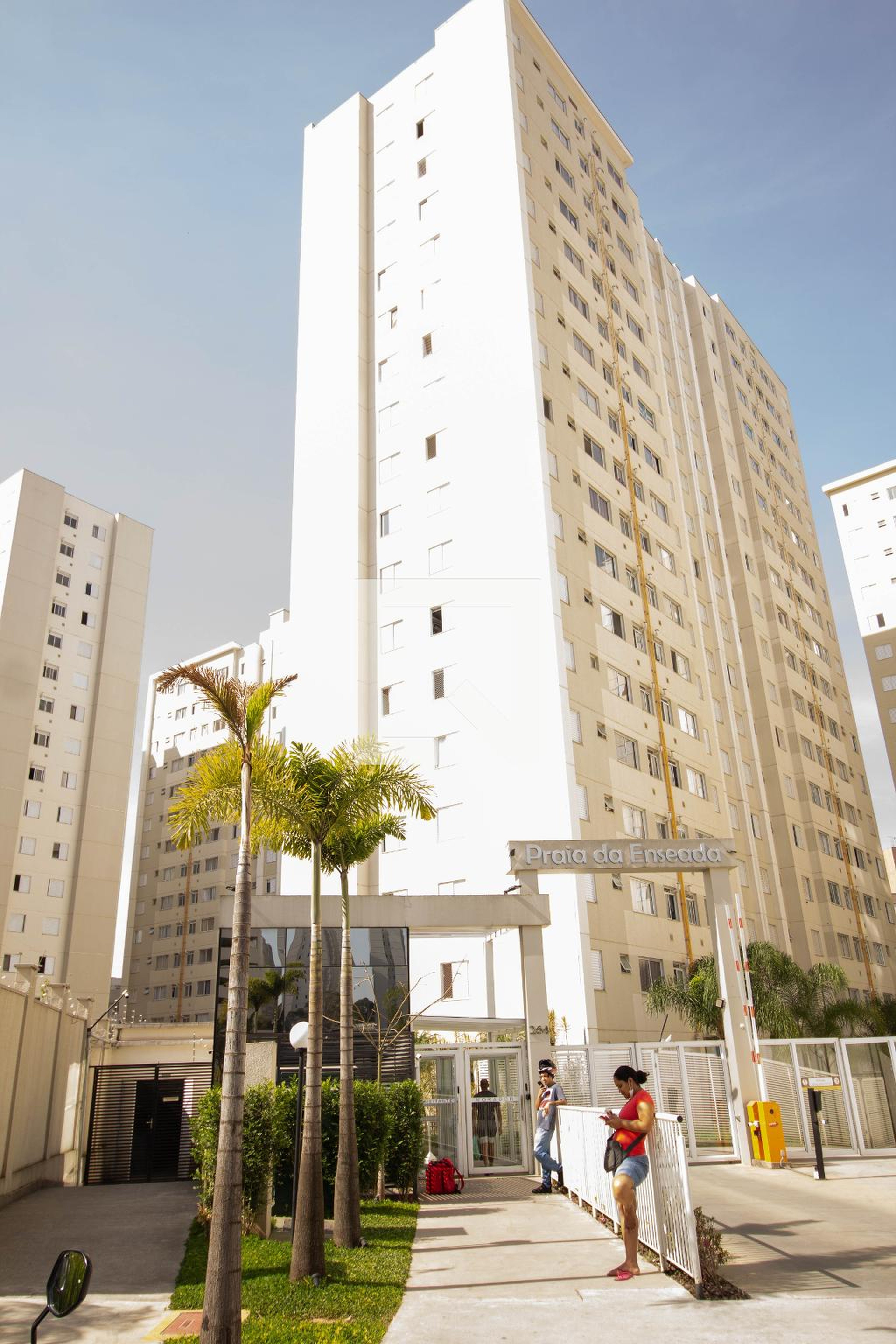 Fachada Condomínio Spazio Praia da Enseada