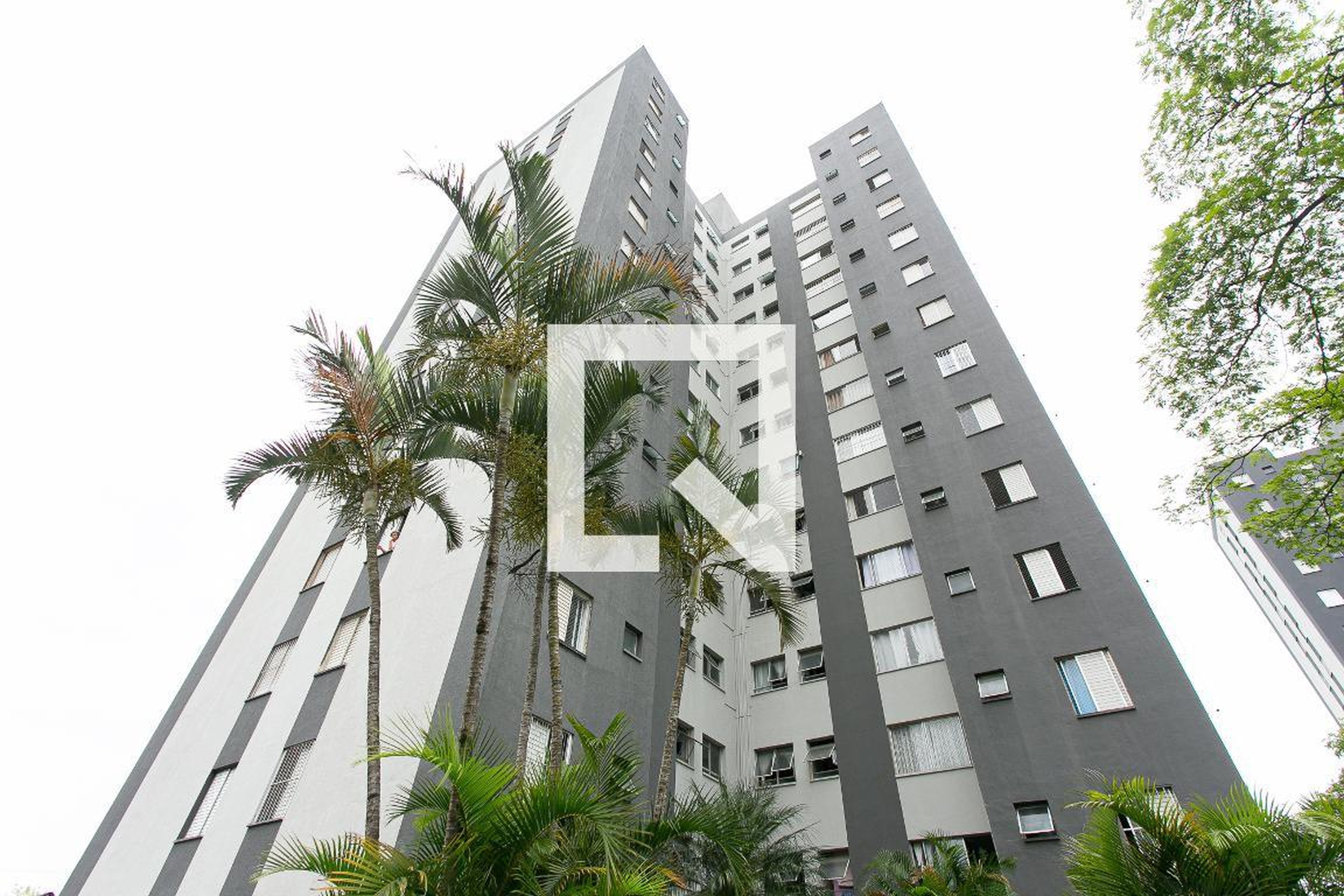 Fachada Condomínio Parque Residencial Iguaré