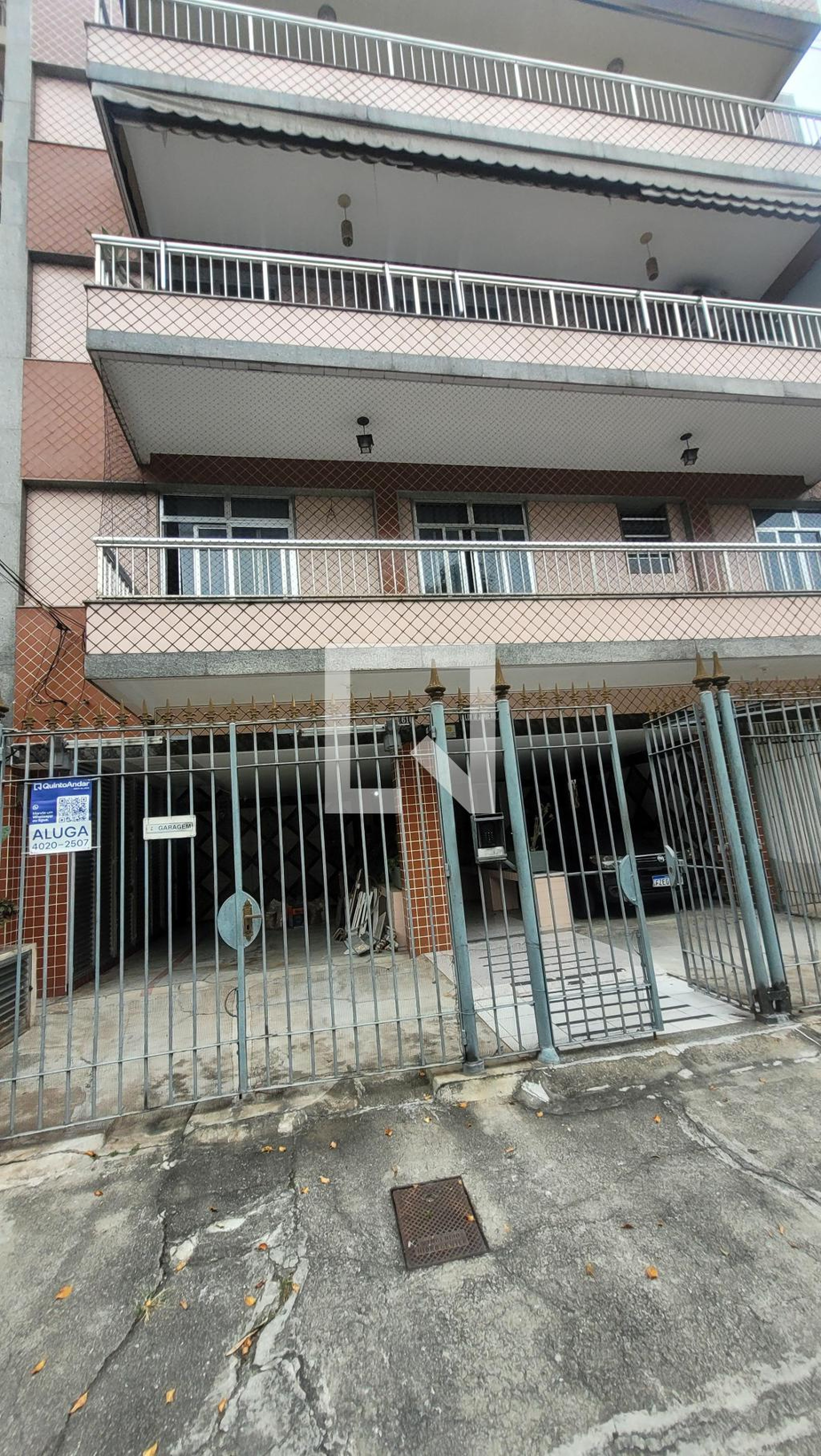 Fachada Condomínio em Avenida Jambeiro, 616