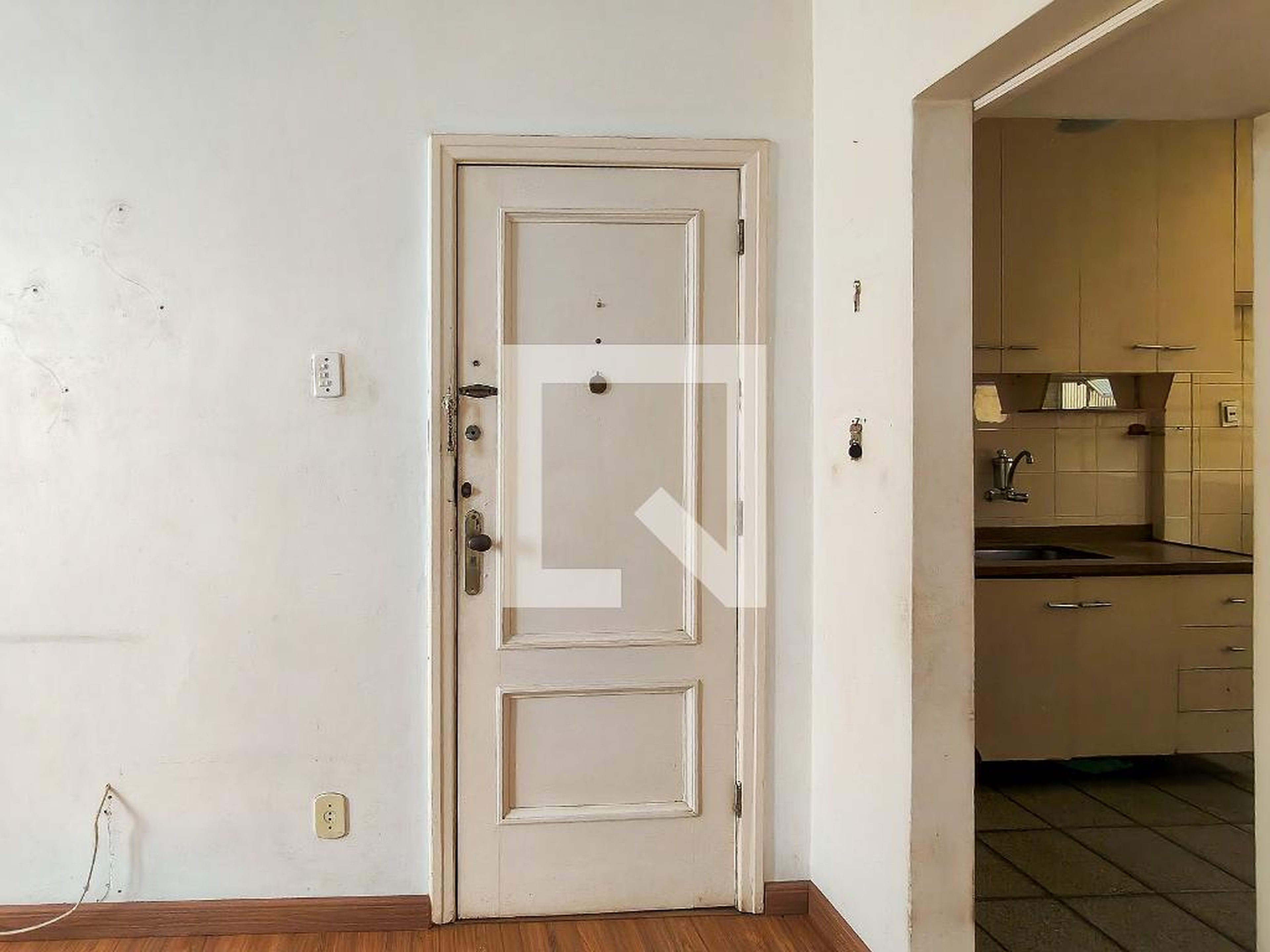 Entrada Condomínio em Rua Major Ávila, 229