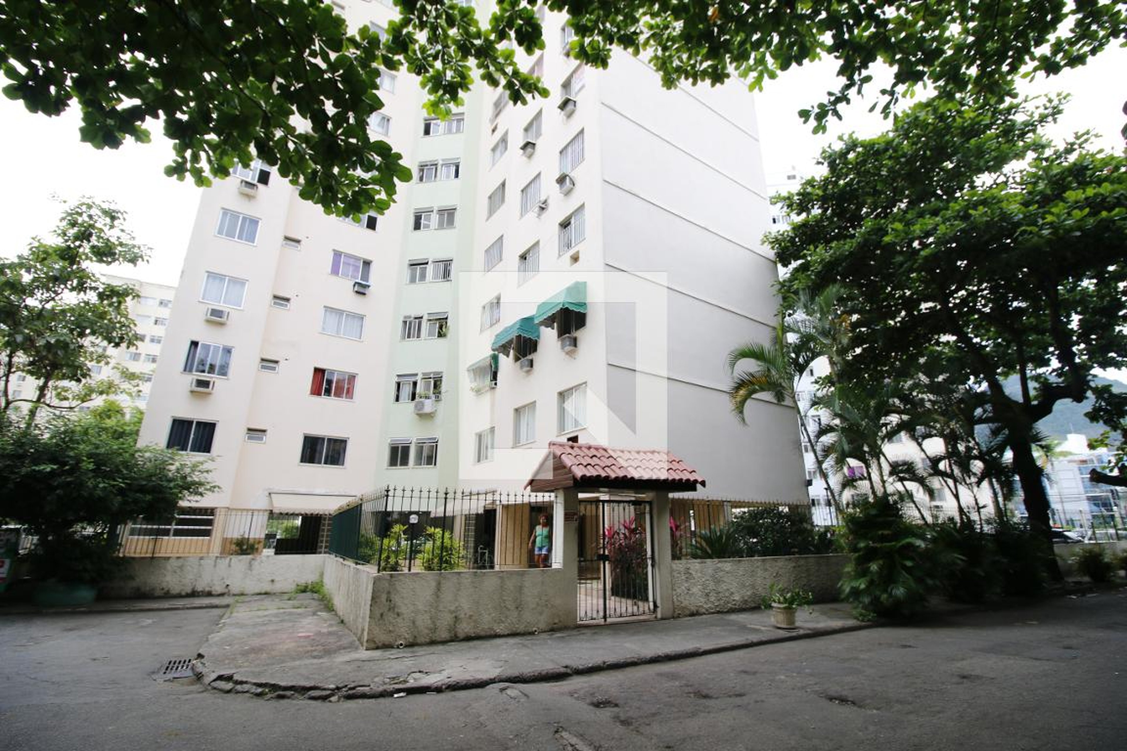 Fachada Edifício Monte Azul